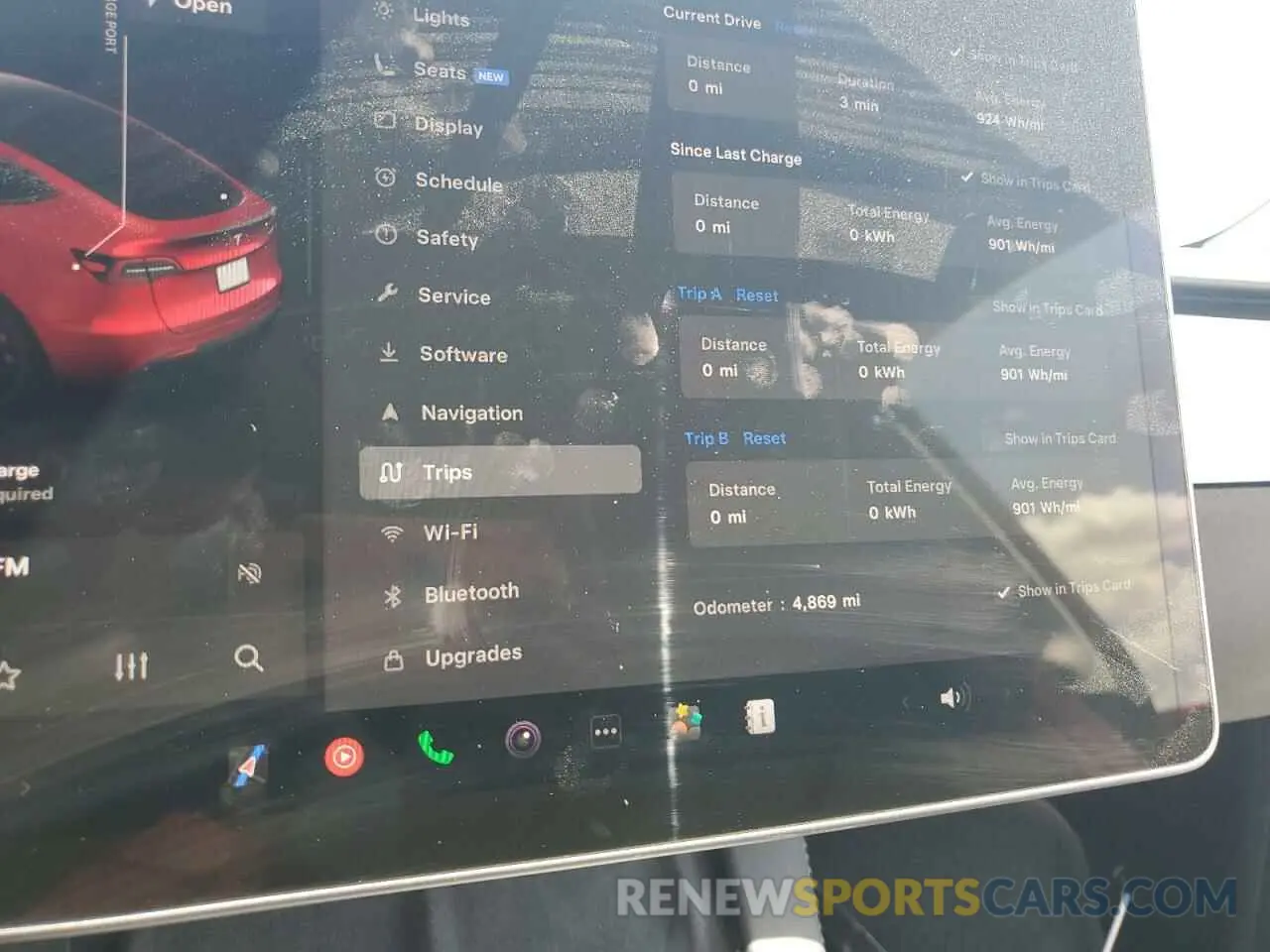 9 fotografías del automóvil dañado 7SAYGDEF1RF052175 TESLA MODEL Y 2024