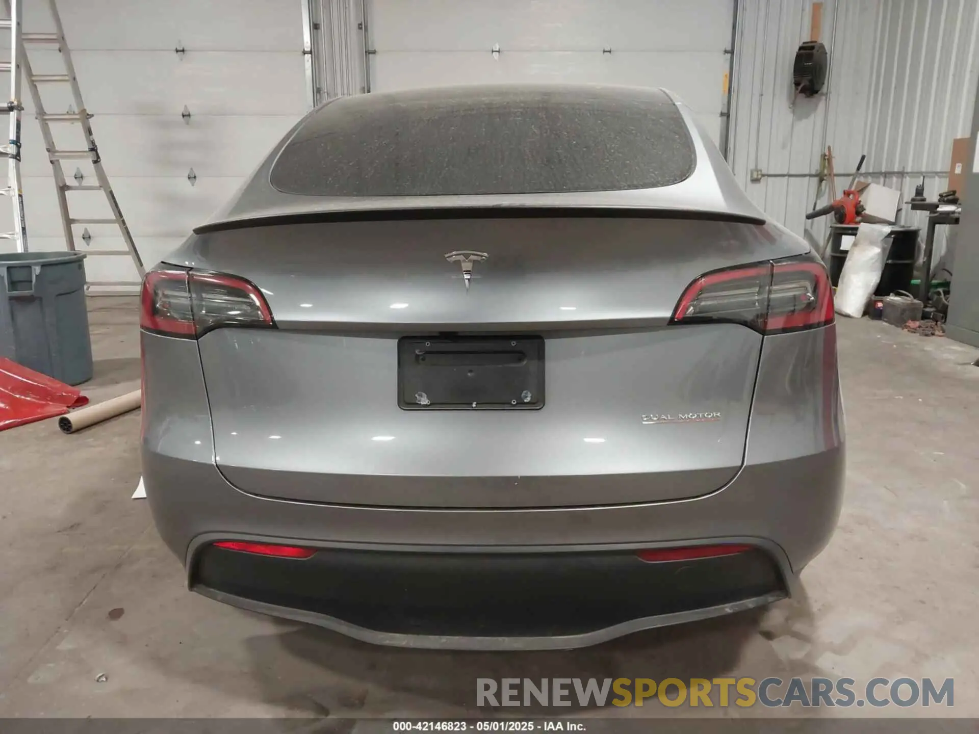 15 fotografías del automóvil dañado 7SAYGDEF1RF153247 TESLA MODEL Y 2024