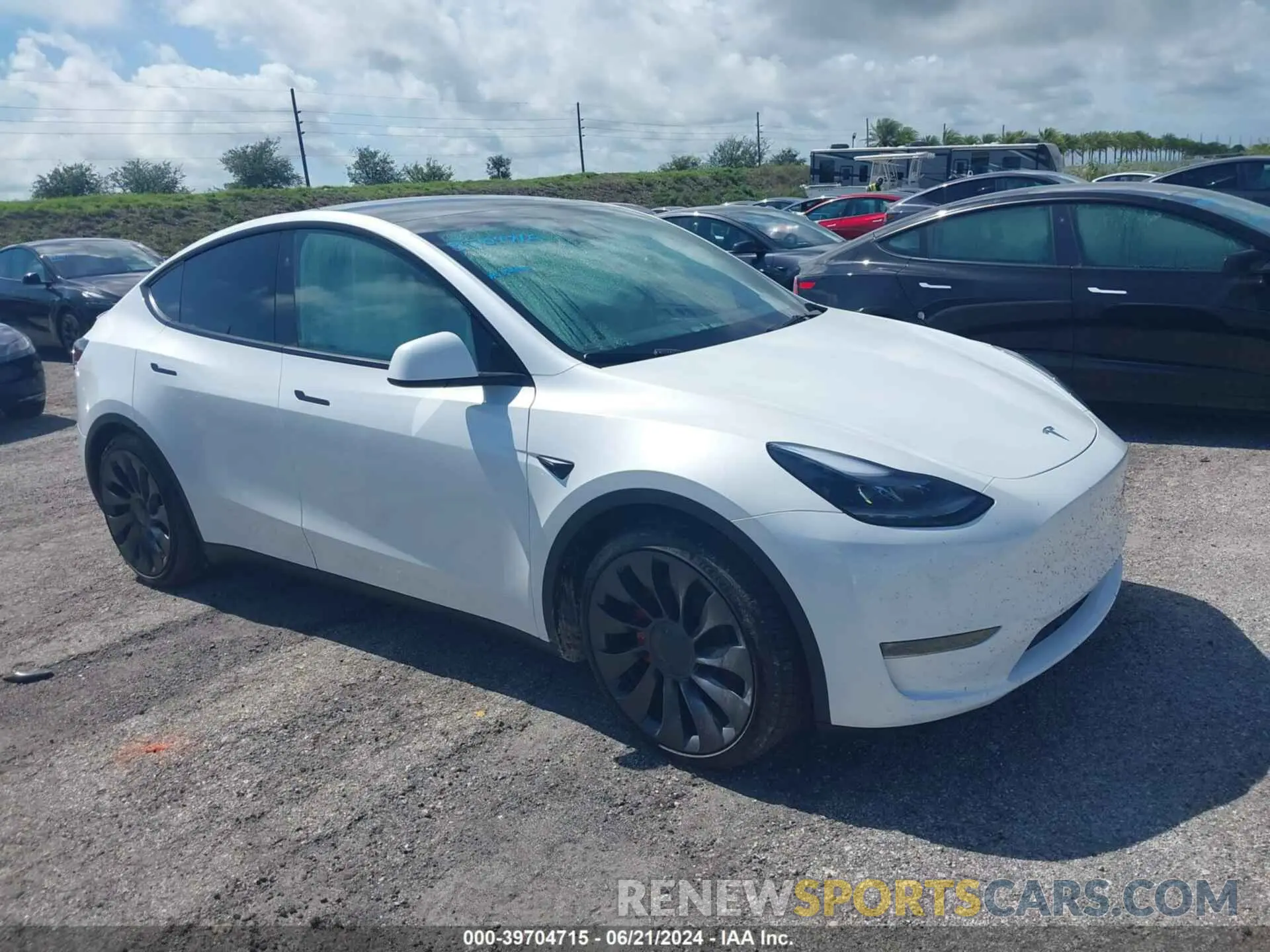 1 fotografías del automóvil dañado 7SAYGDEF2RA268971 TESLA MODEL Y 2024