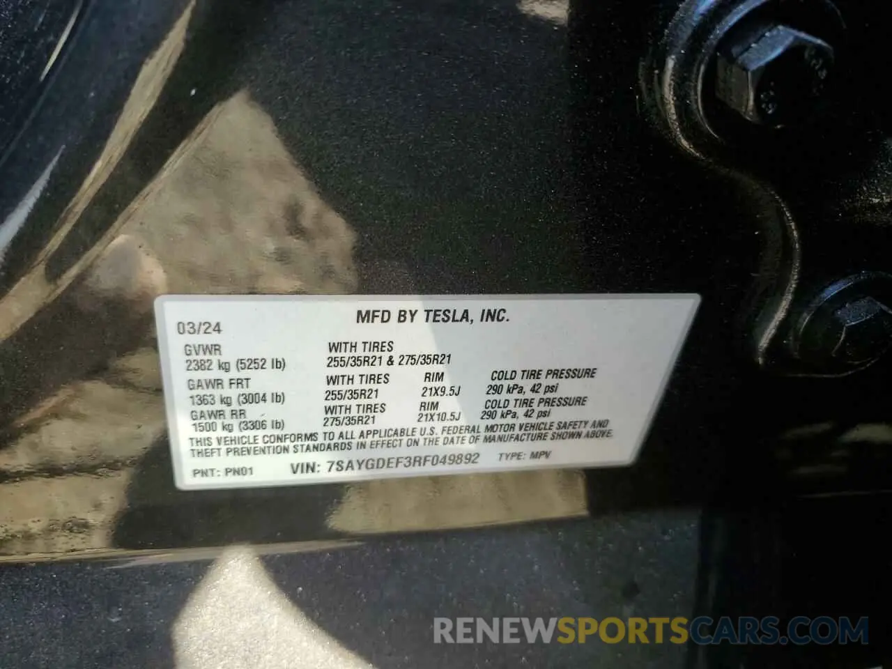 13 fotografías del automóvil dañado 7SAYGDEF3RF049892 TESLA MODEL Y 2024