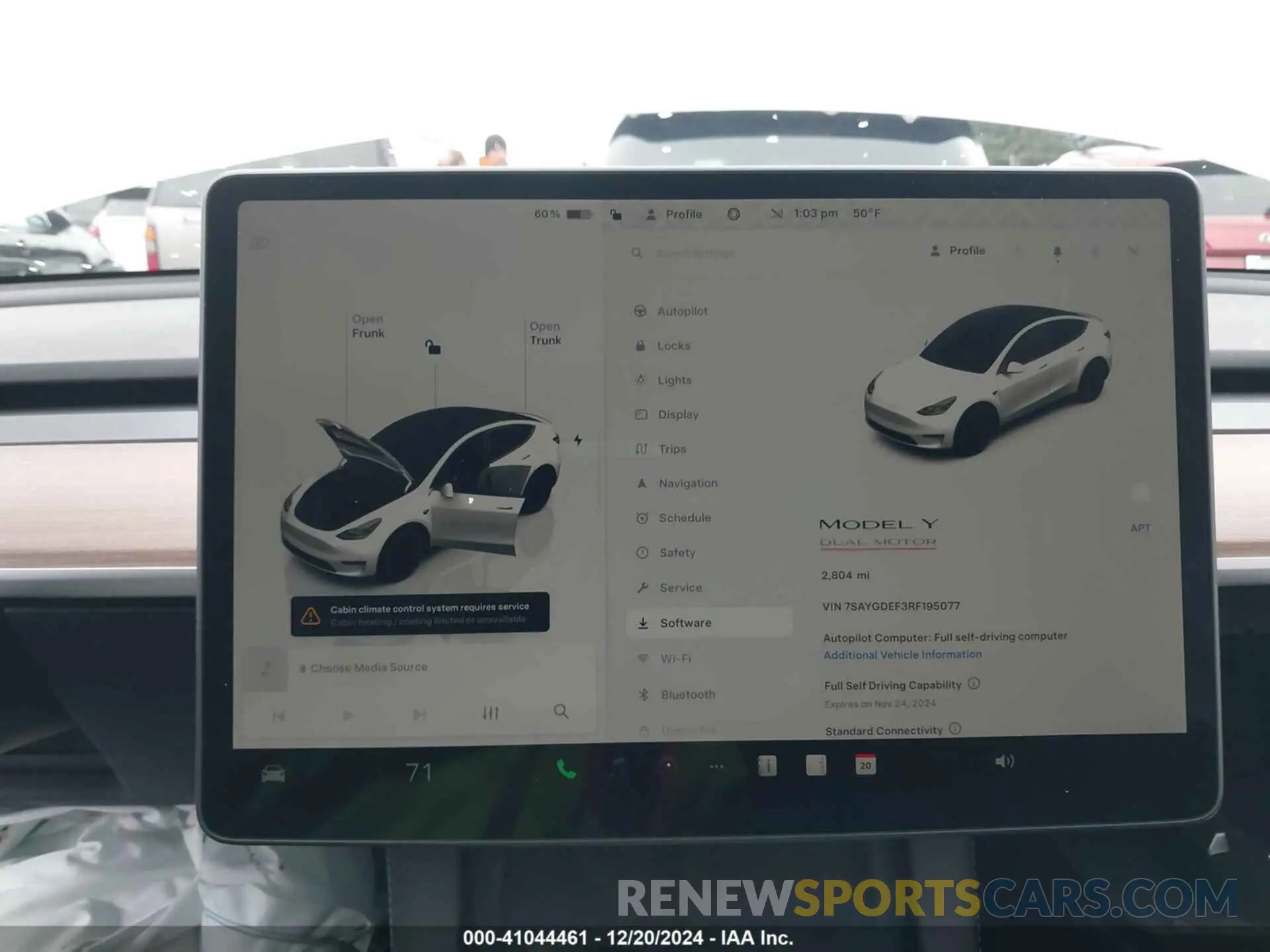 18 fotografías del automóvil dañado 7SAYGDEF3RF195077 TESLA MODEL Y 2024