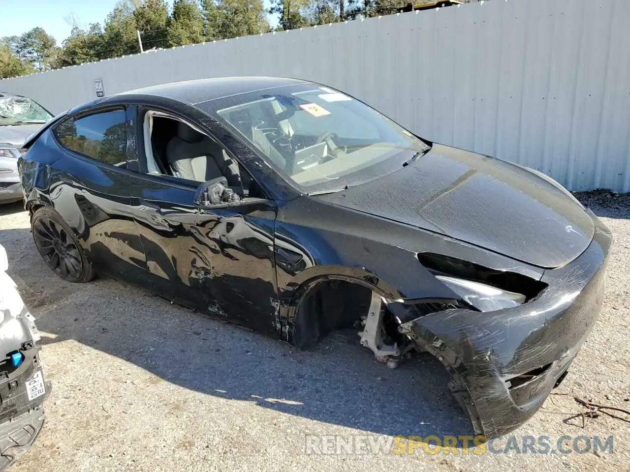 4 fotografías del automóvil dañado 7SAYGDEF4RF064207 TESLA MODEL Y 2024