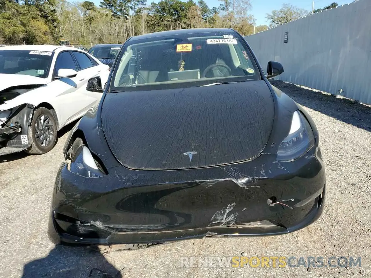 5 fotografías del automóvil dañado 7SAYGDEF4RF064207 TESLA MODEL Y 2024