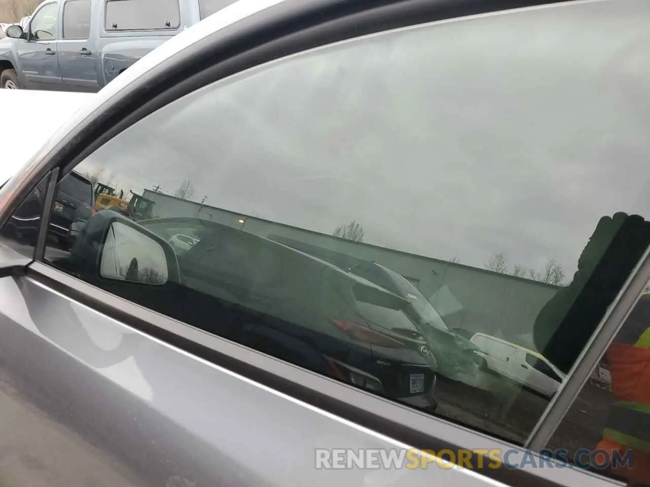 9 fotografías del automóvil dañado 7SAYGDEF4RF152108 TESLA MODEL Y 2024