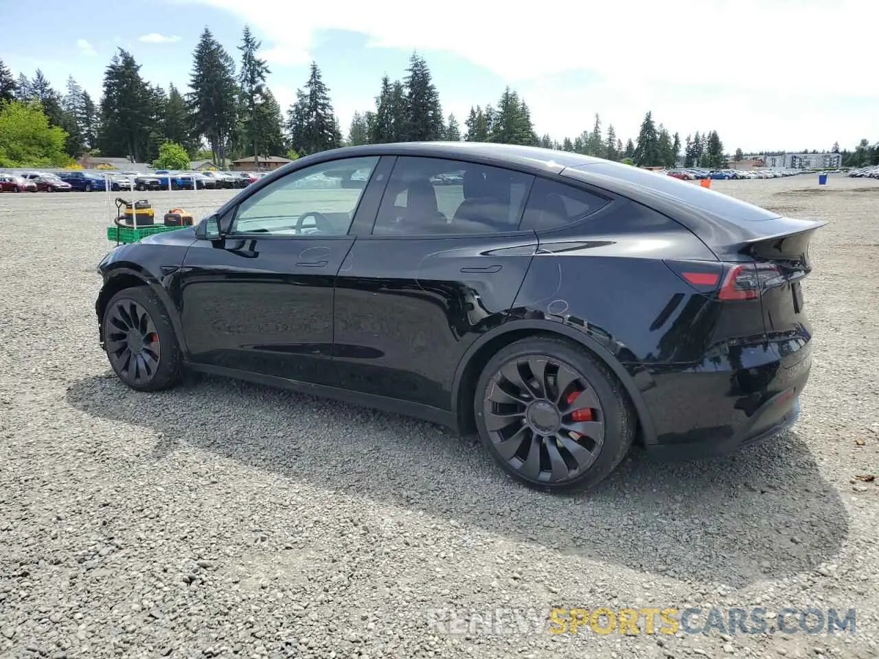 2 fotografías del automóvil dañado 7SAYGDEF5RF064183 TESLA MODEL Y 2024