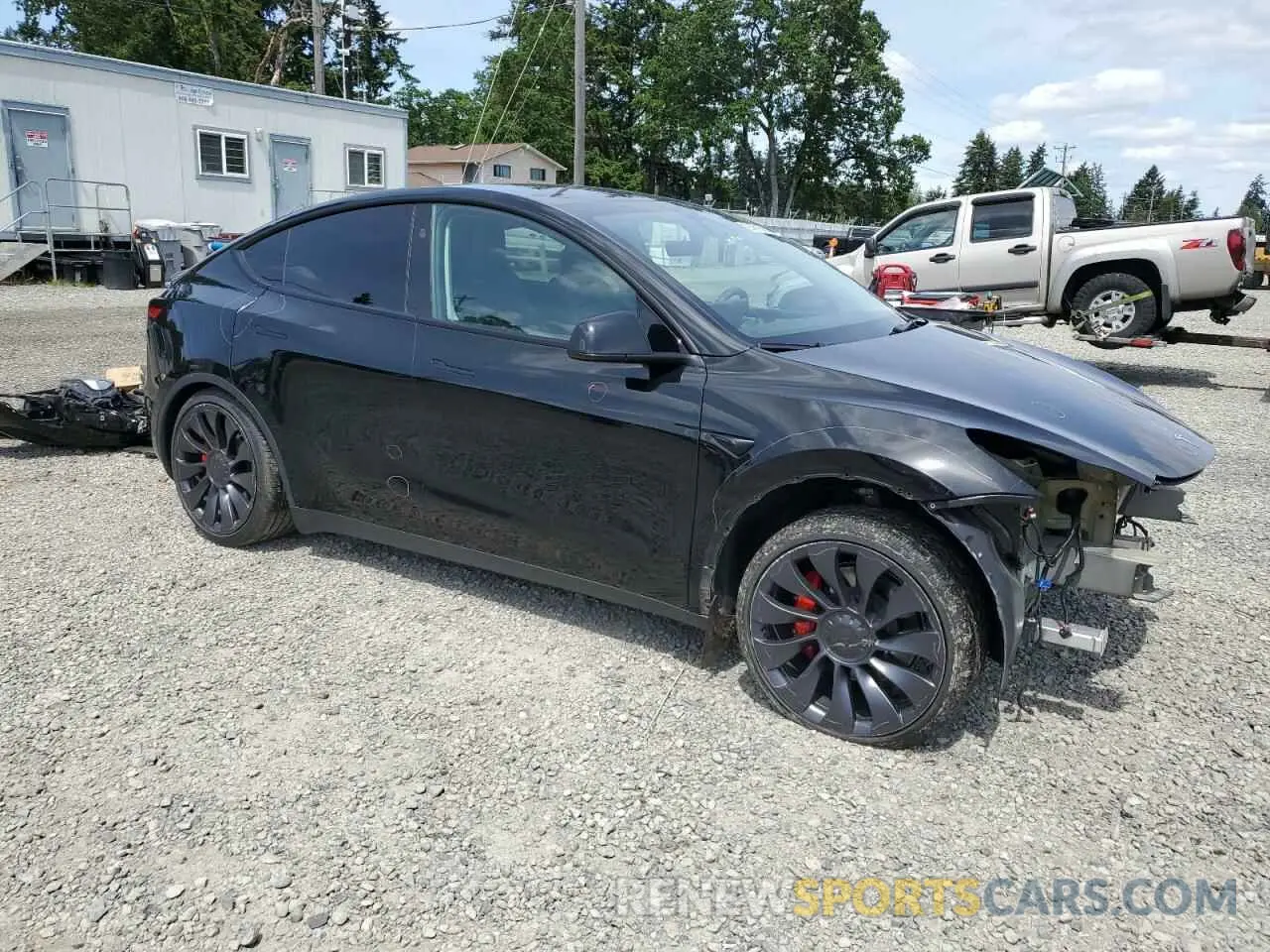4 fotografías del automóvil dañado 7SAYGDEF5RF064183 TESLA MODEL Y 2024