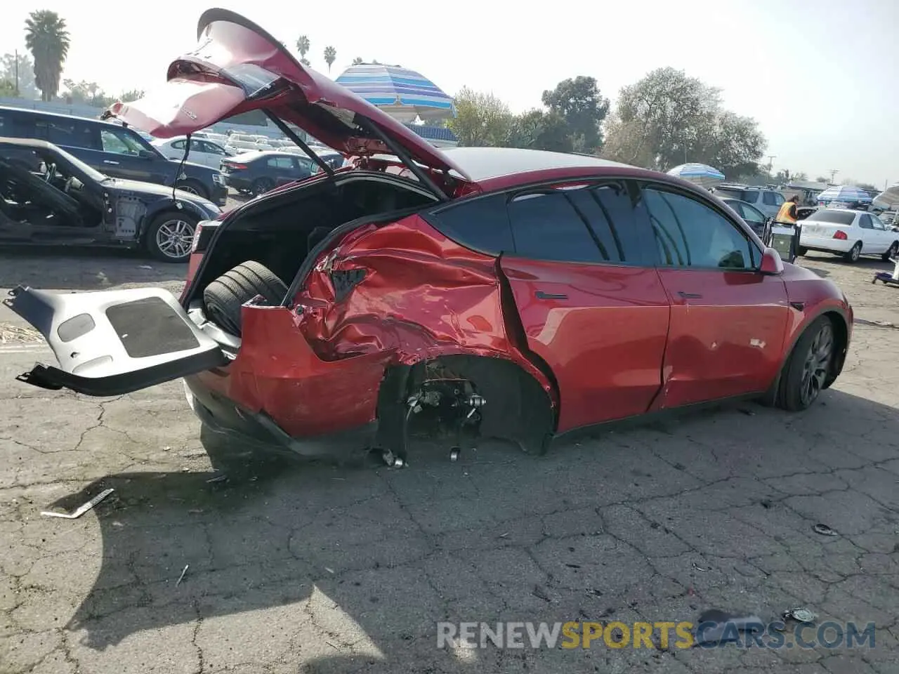 3 fotografías del automóvil dañado 7SAYGDEF5RF072803 TESLA MODEL Y 2024