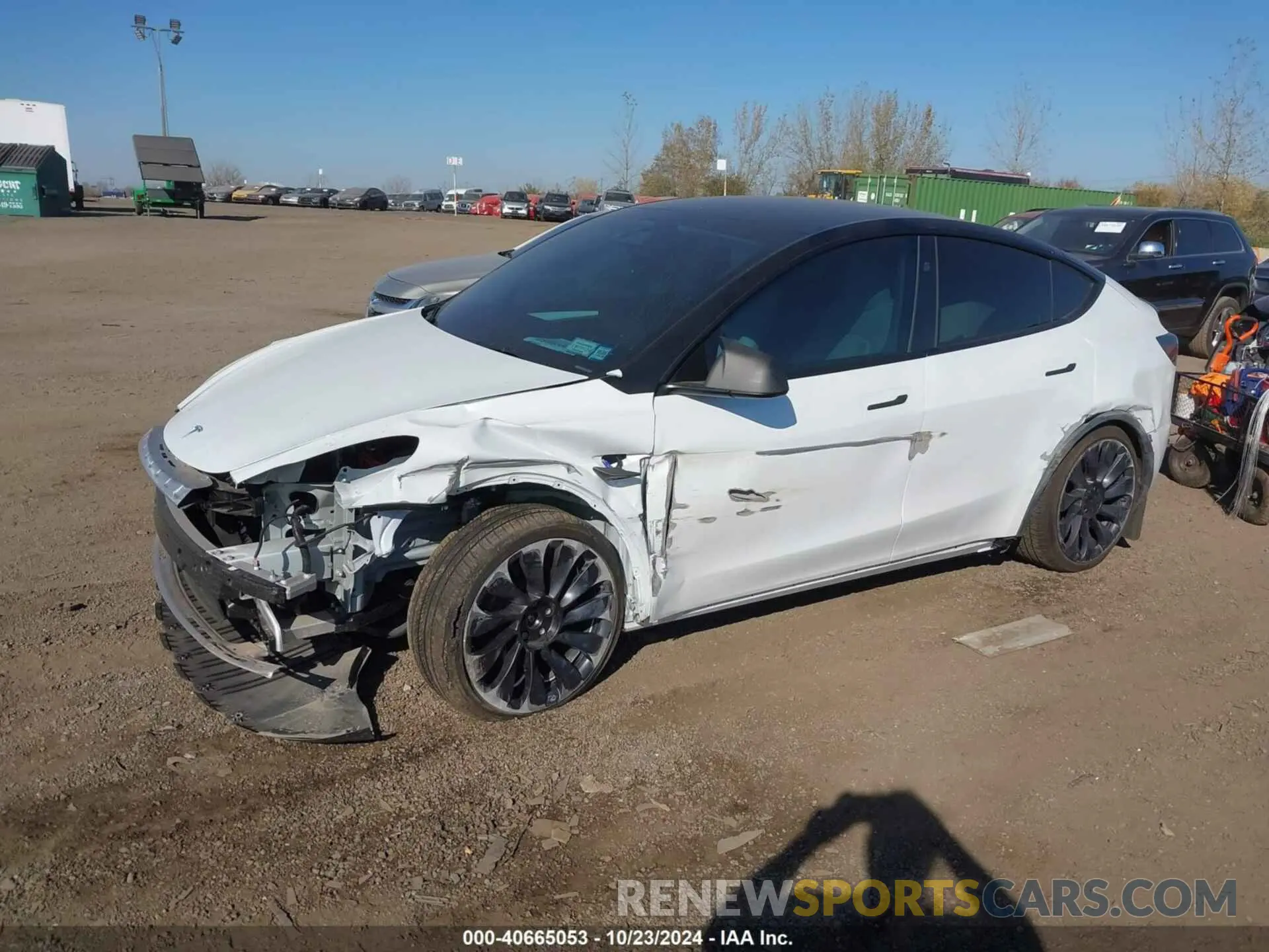 2 fotografías del automóvil dañado 7SAYGDEF6RA262221 TESLA MODEL Y 2024