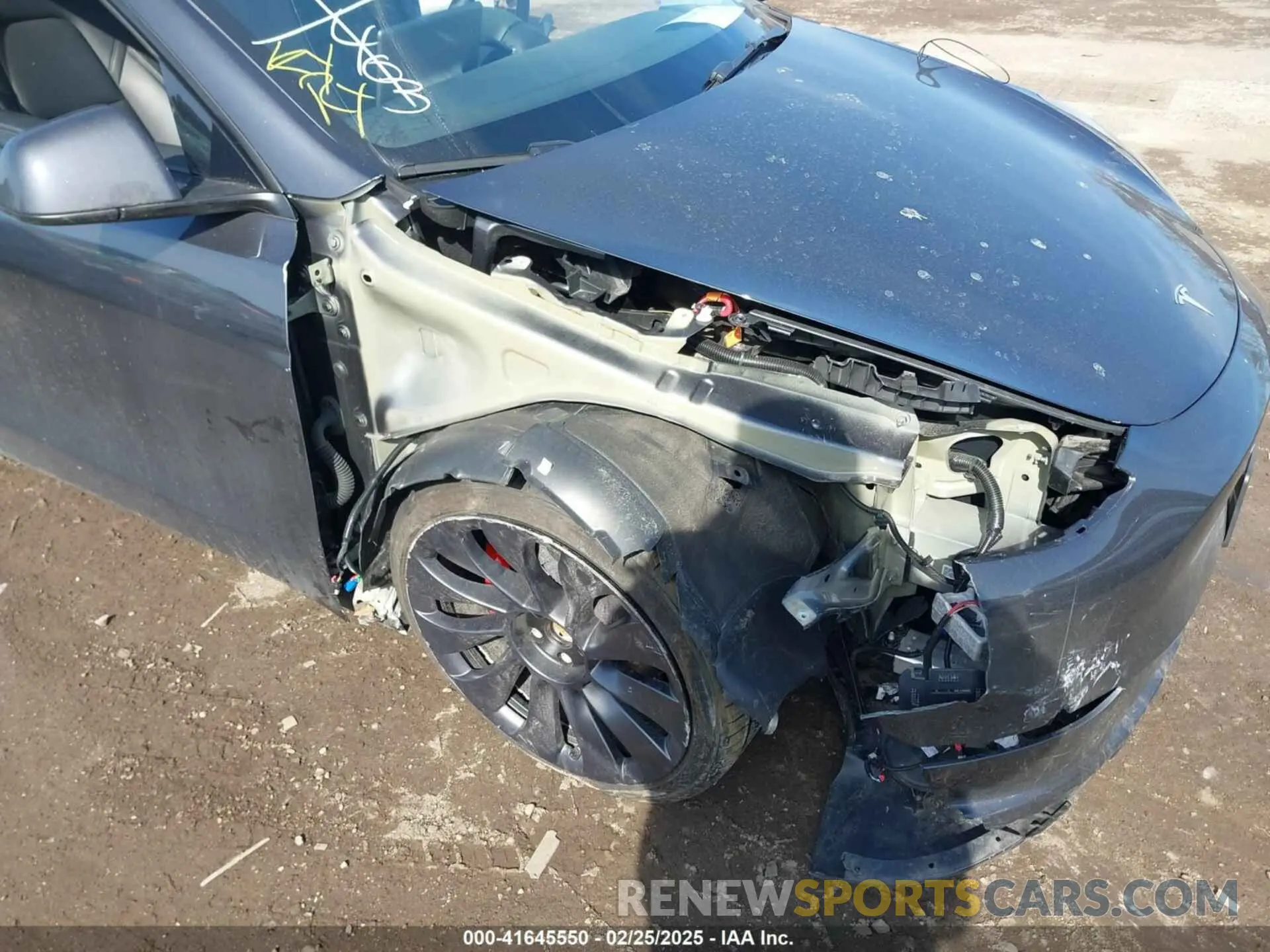 6 fotografías del automóvil dañado 7SAYGDEF6RA266687 TESLA MODEL Y 2024