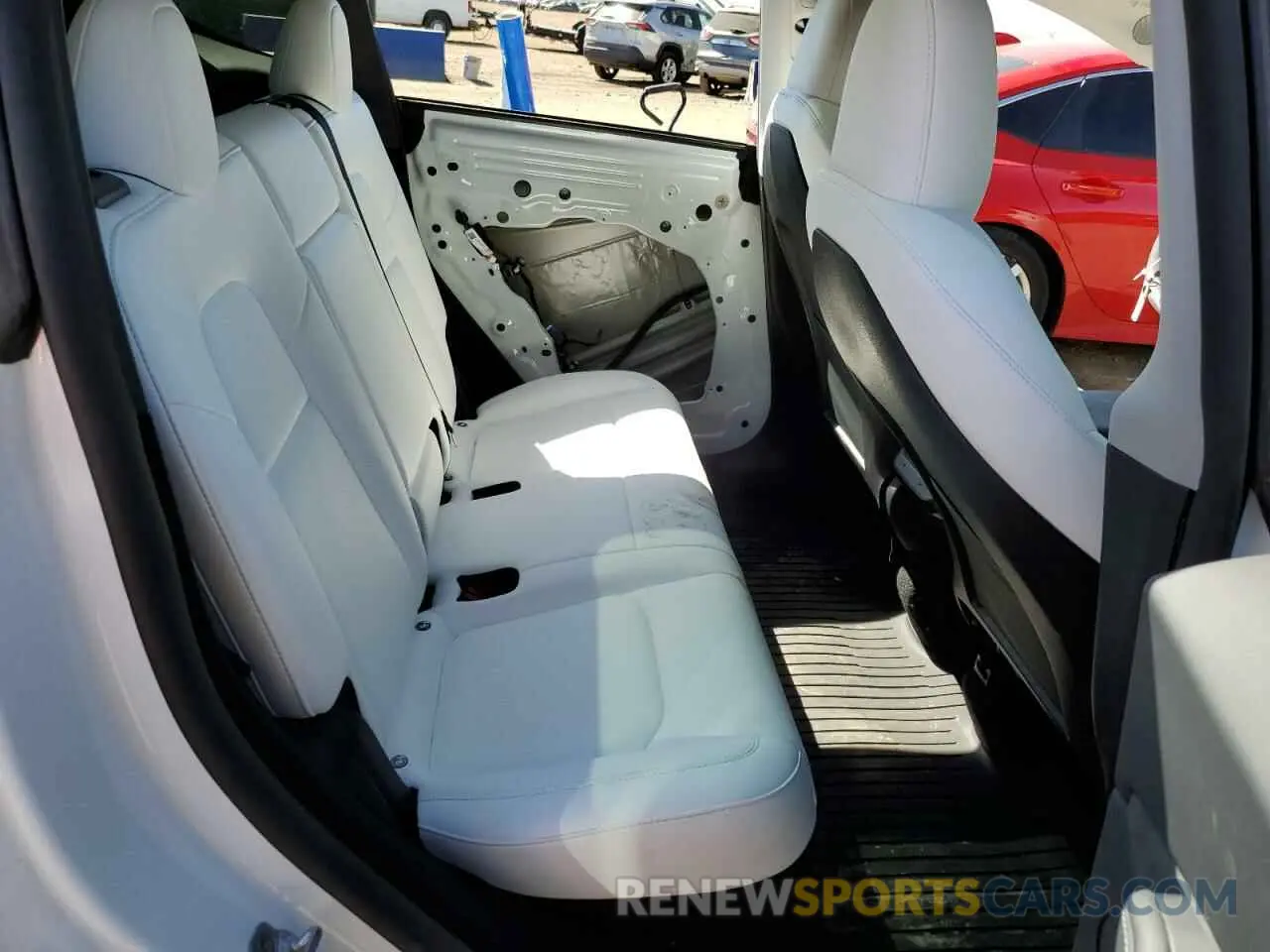 11 fotografías del automóvil dañado 7SAYGDEF6RA284171 TESLA MODEL Y 2024