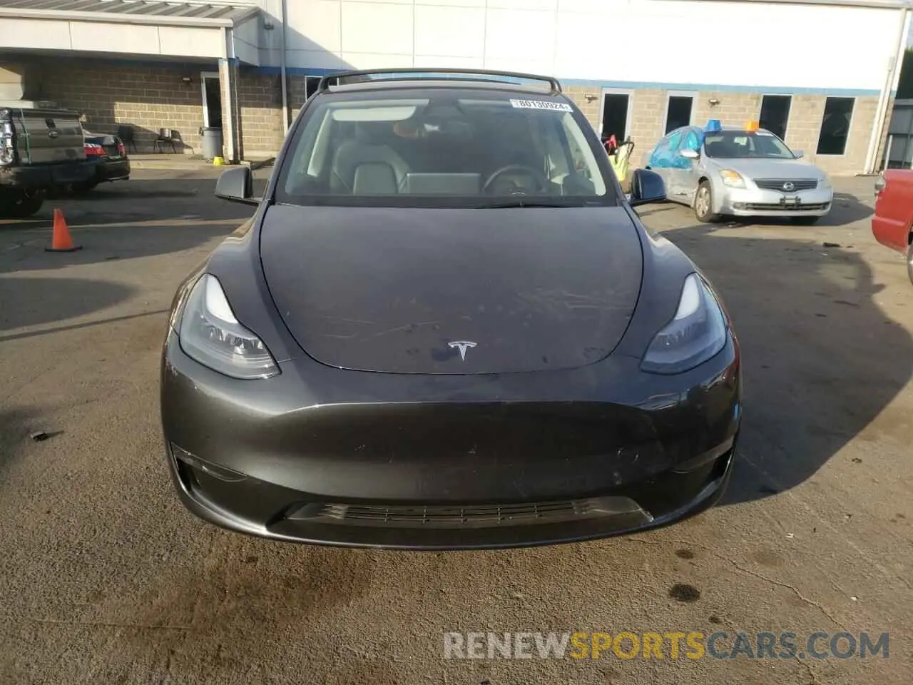 5 fotografías del automóvil dañado 7SAYGDEF6RF024579 TESLA MODEL Y 2024