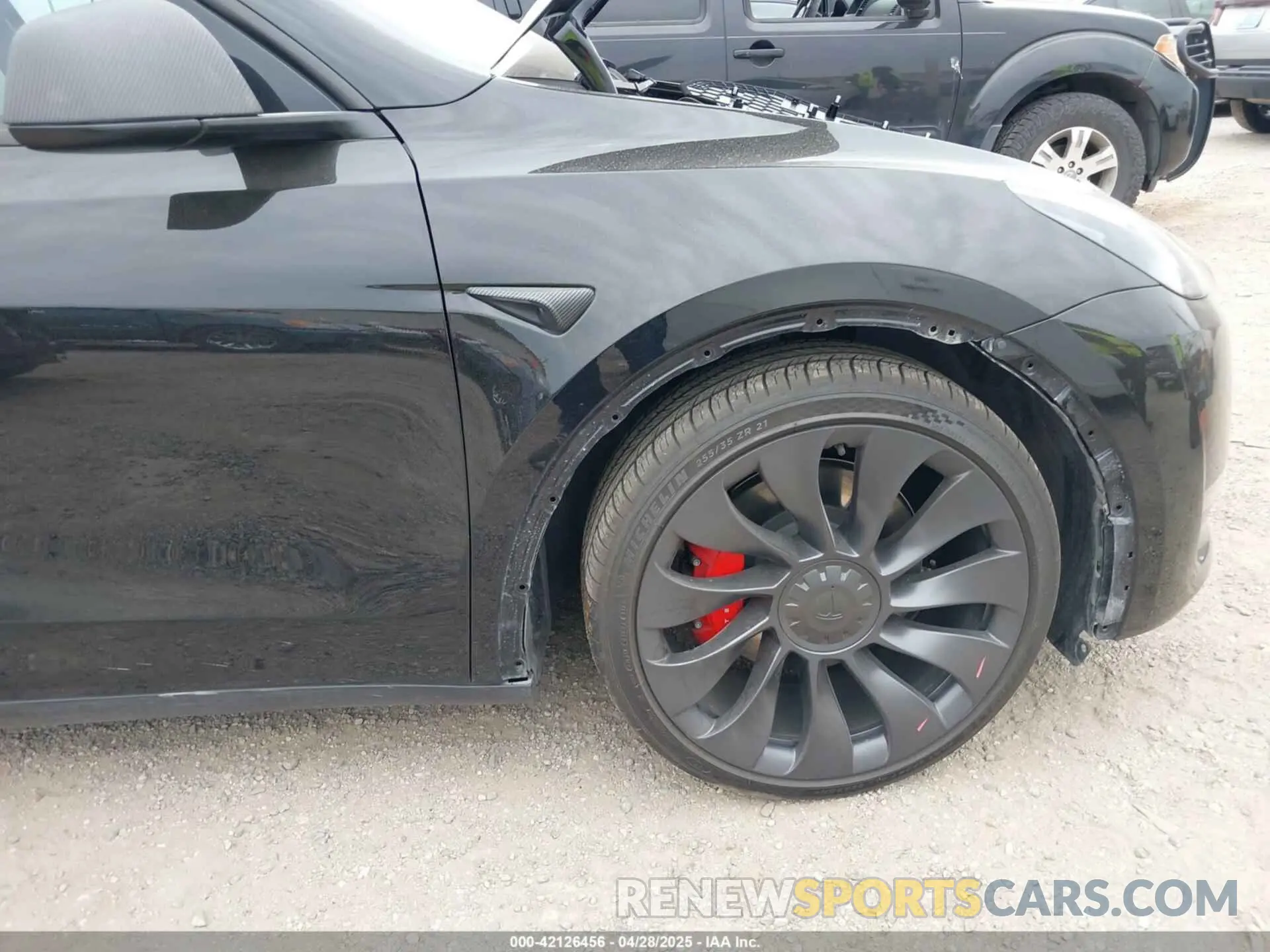 6 fotografías del automóvil dañado 7SAYGDEF7RA267752 TESLA MODEL Y 2024