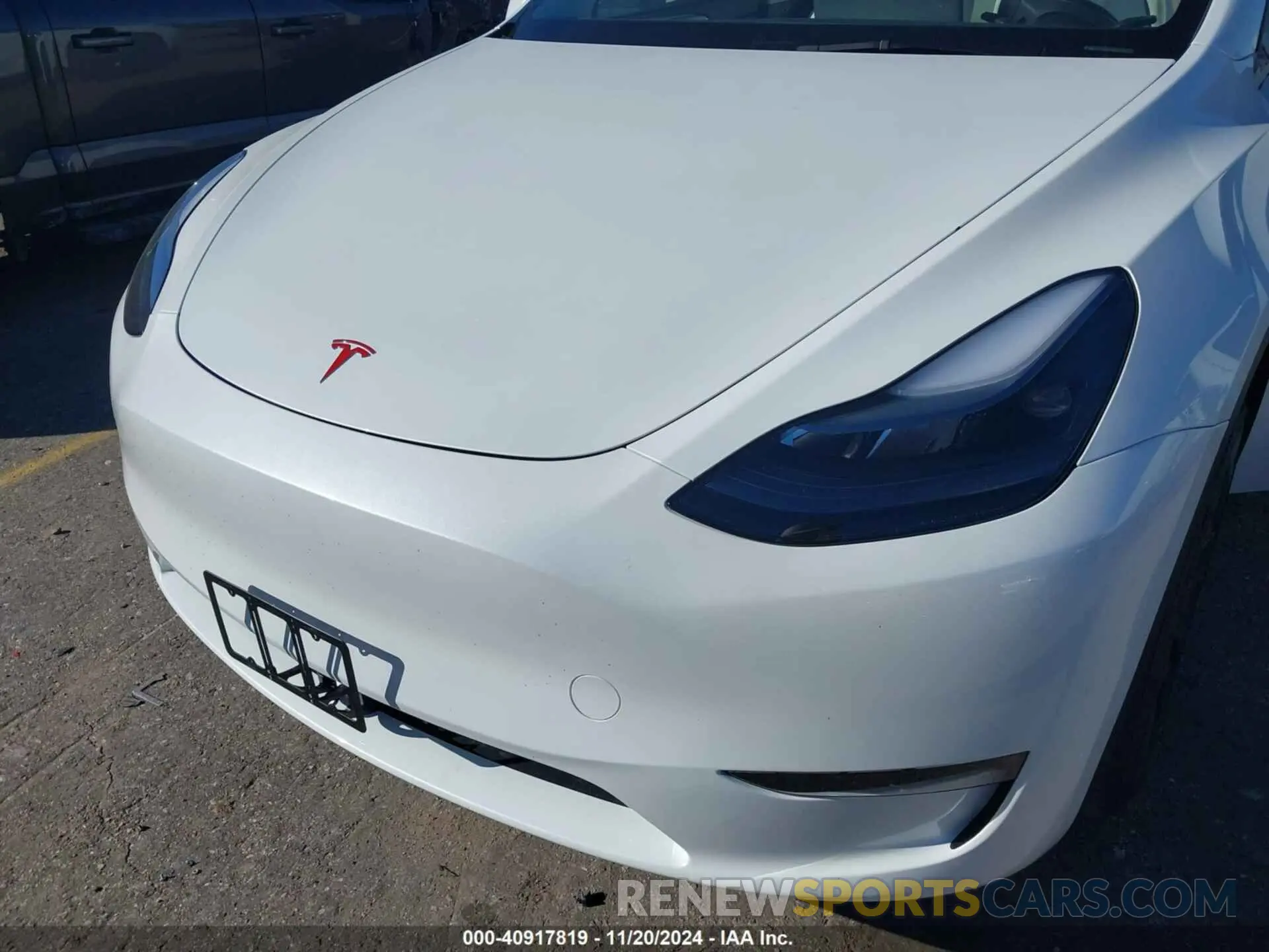 10 fotografías del automóvil dañado 7SAYGDEF7RA335483 TESLA MODEL Y 2024