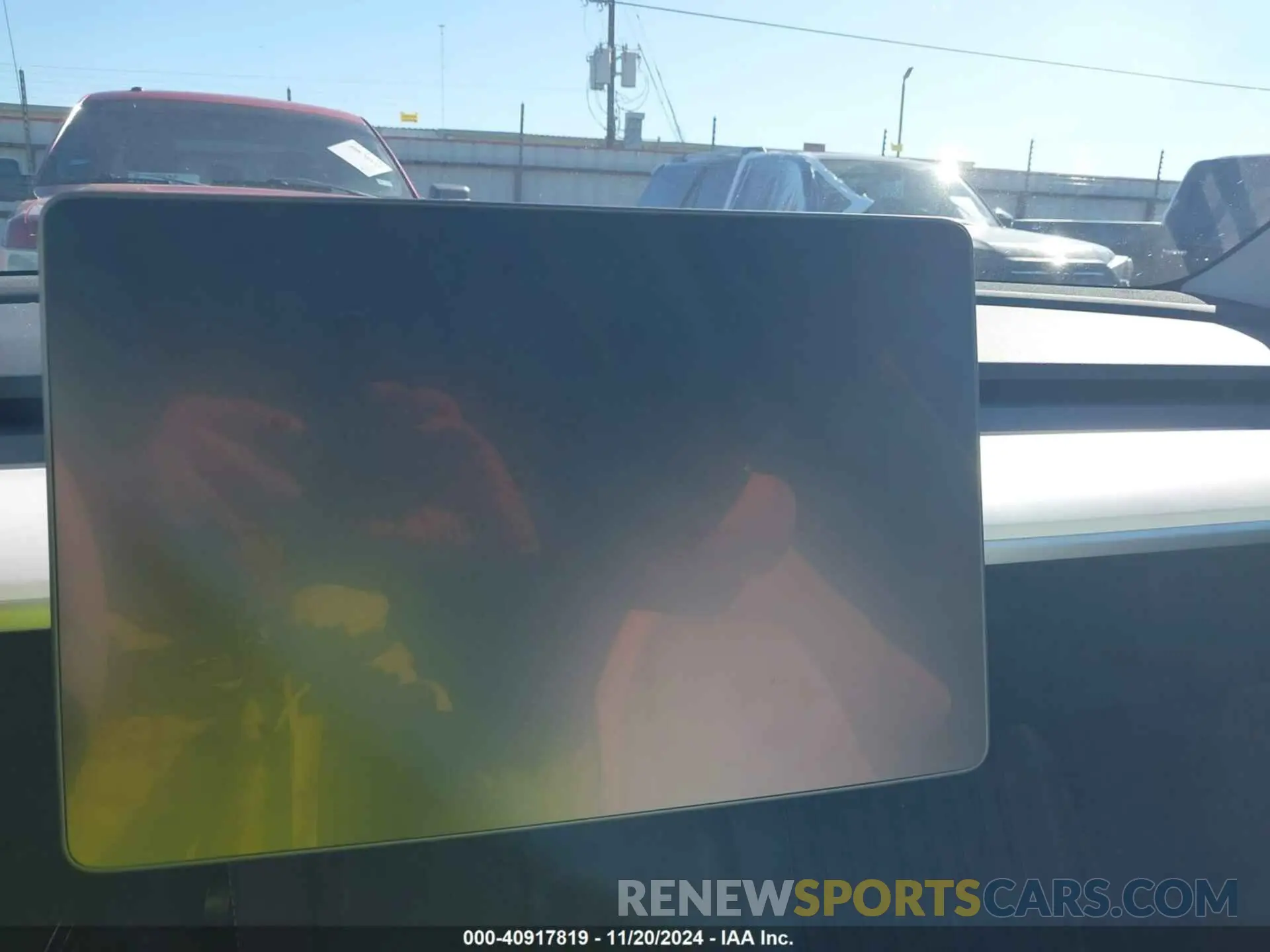 14 fotografías del automóvil dañado 7SAYGDEF7RA335483 TESLA MODEL Y 2024