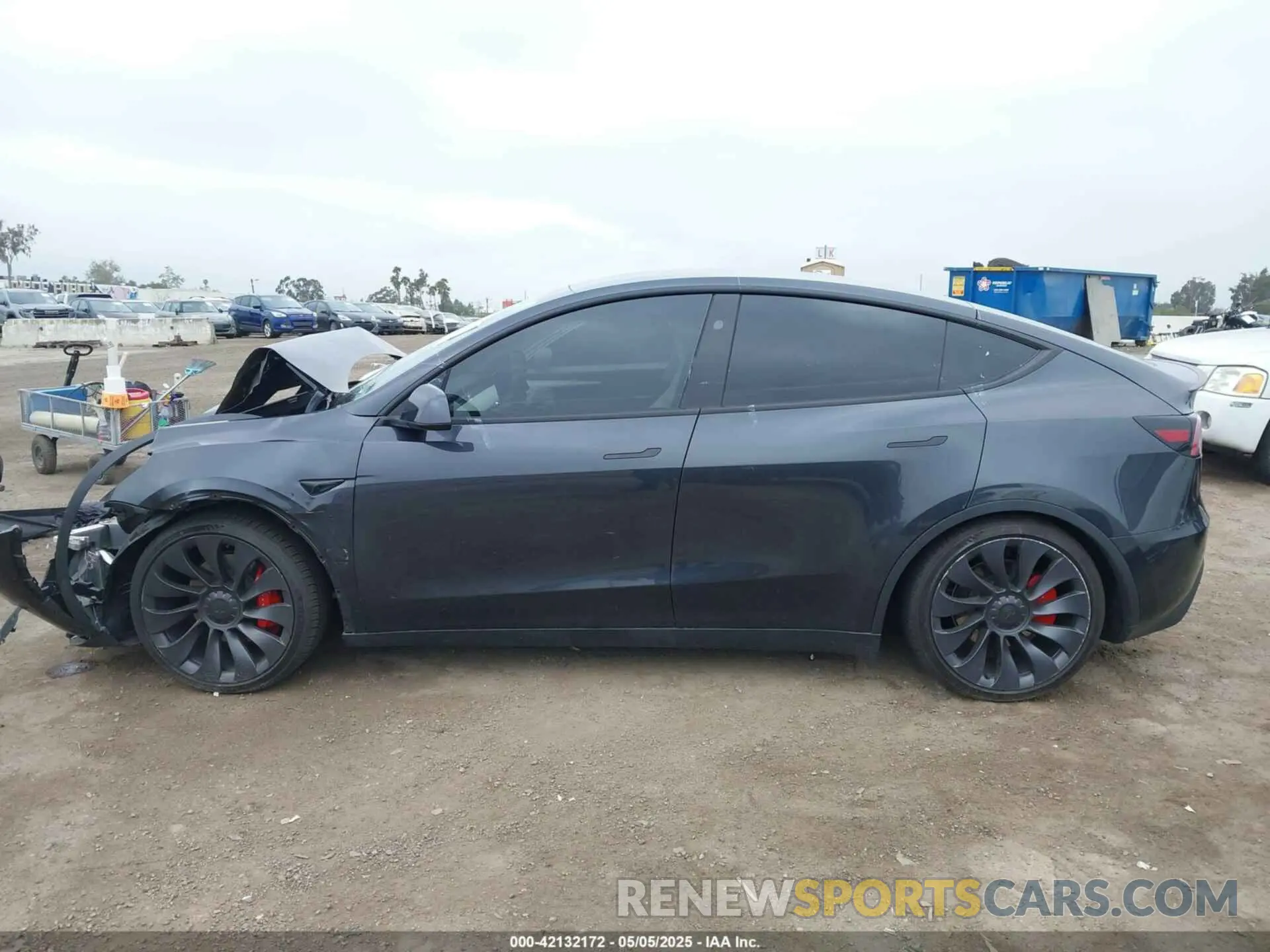 14 fotografías del automóvil dañado 7SAYGDEF7RF053265 TESLA MODEL Y 2024