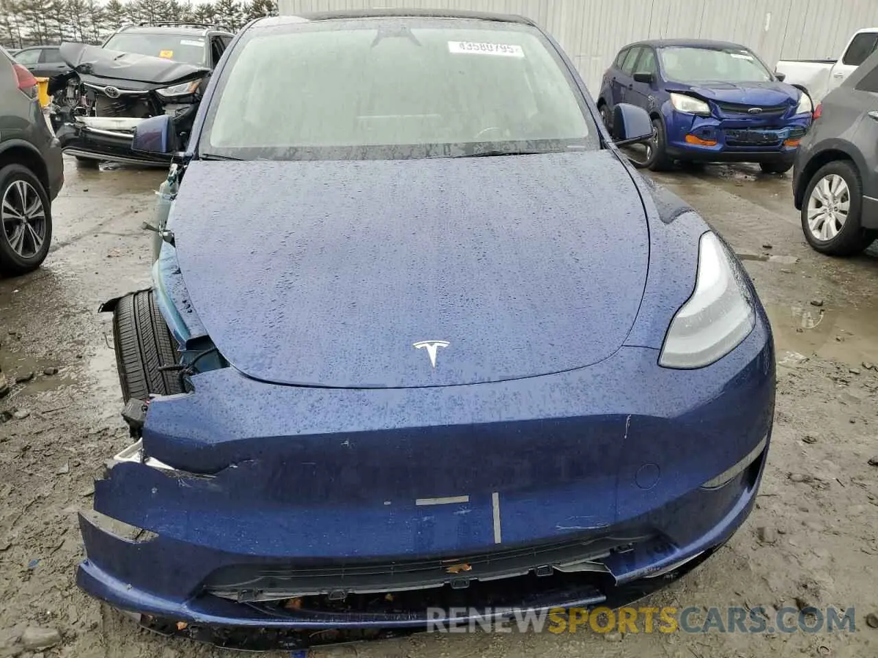 5 fotografías del automóvil dañado 7SAYGDEF8RA303514 TESLA MODEL Y 2024