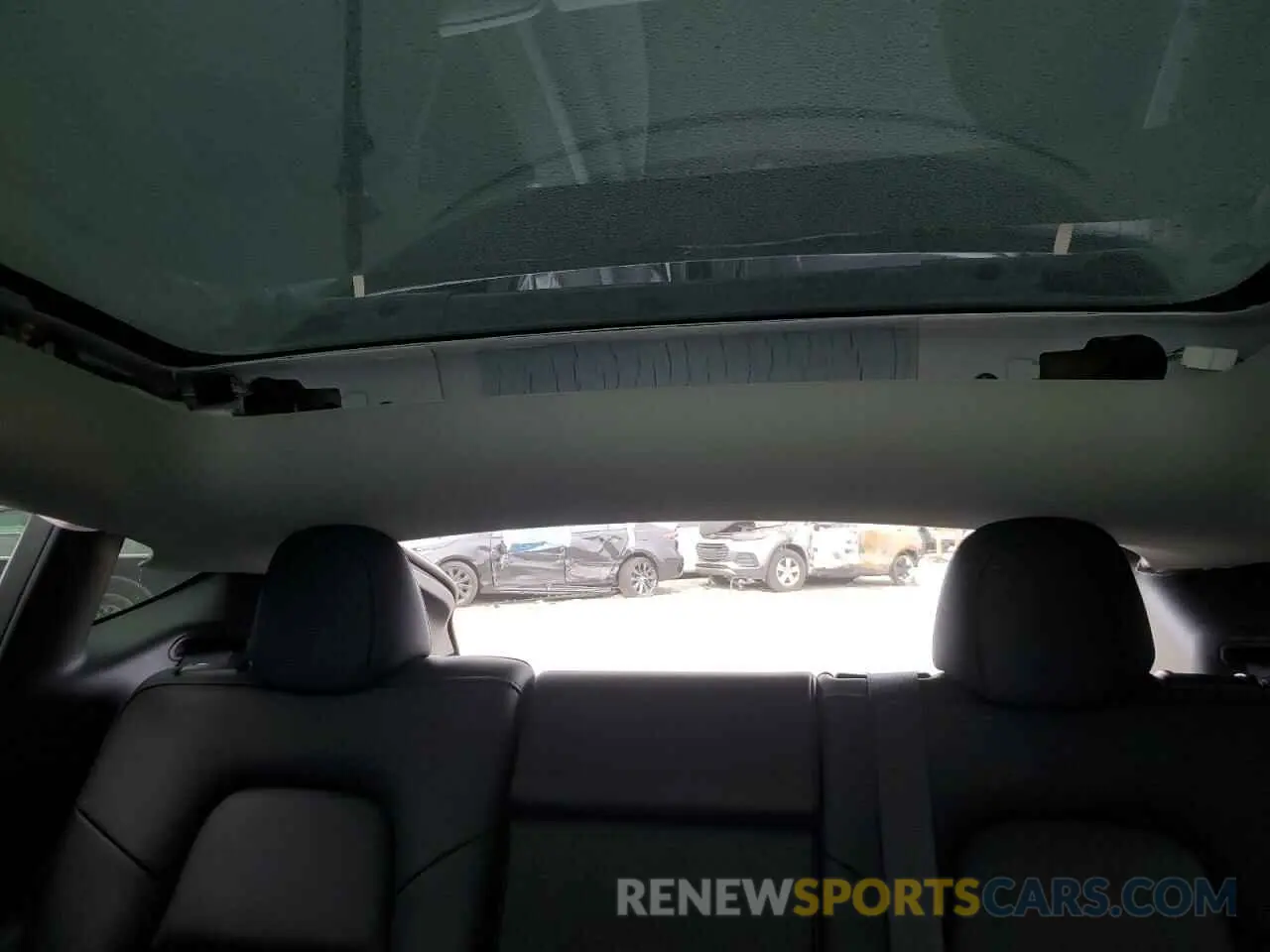 10 fotografías del automóvil dañado 7SAYGDEF8RF113876 TESLA MODEL Y 2024