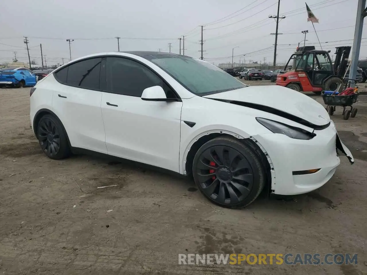4 fotografías del automóvil dañado 7SAYGDEF8RF113876 TESLA MODEL Y 2024