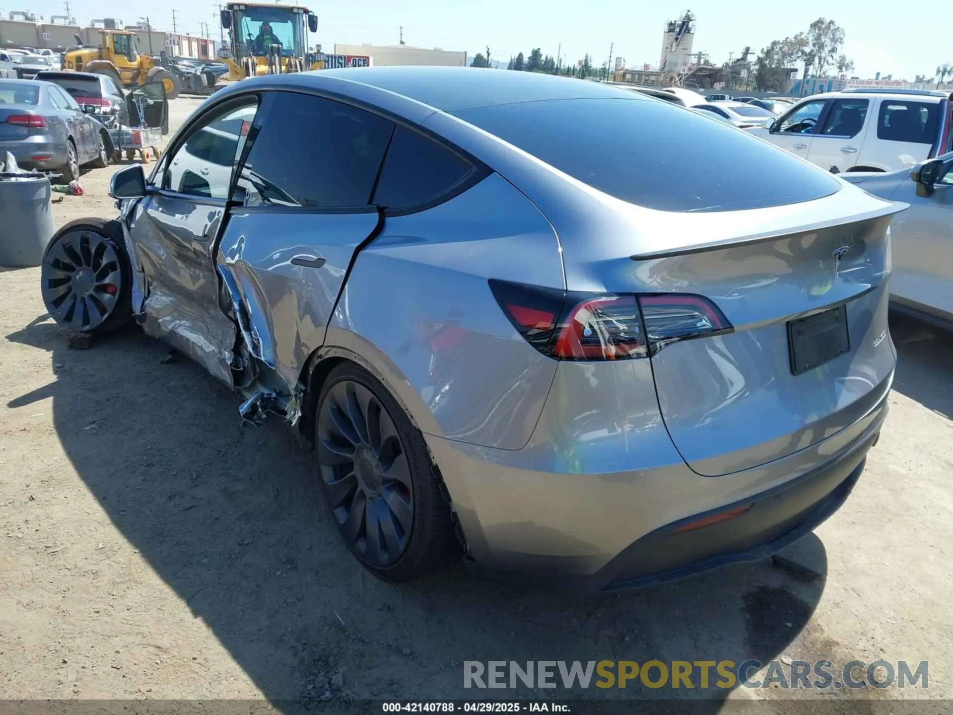 3 fotografías del automóvil dañado 7SAYGDEF9RA299036 TESLA MODEL Y 2024