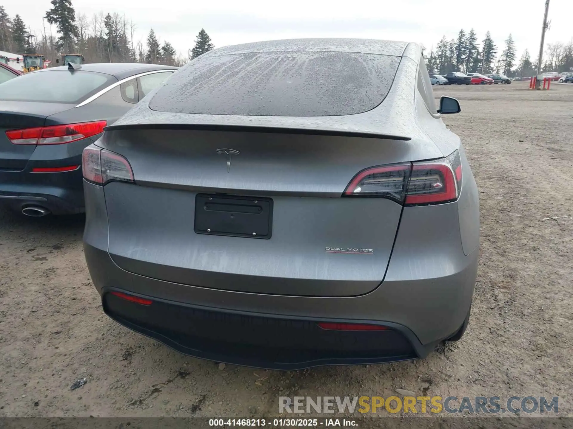 17 fotografías del automóvil dañado 7SAYGDEF9RF109982 TESLA MODEL Y 2024