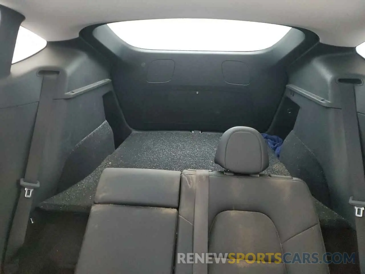 10 fotografías del automóvil dañado LRWYGDEE3RC661444 TESLA MODEL Y 2024