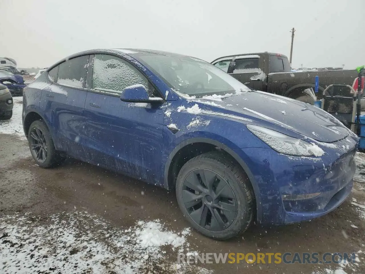4 fotografías del automóvil dañado LRWYGDEE3RC661444 TESLA MODEL Y 2024