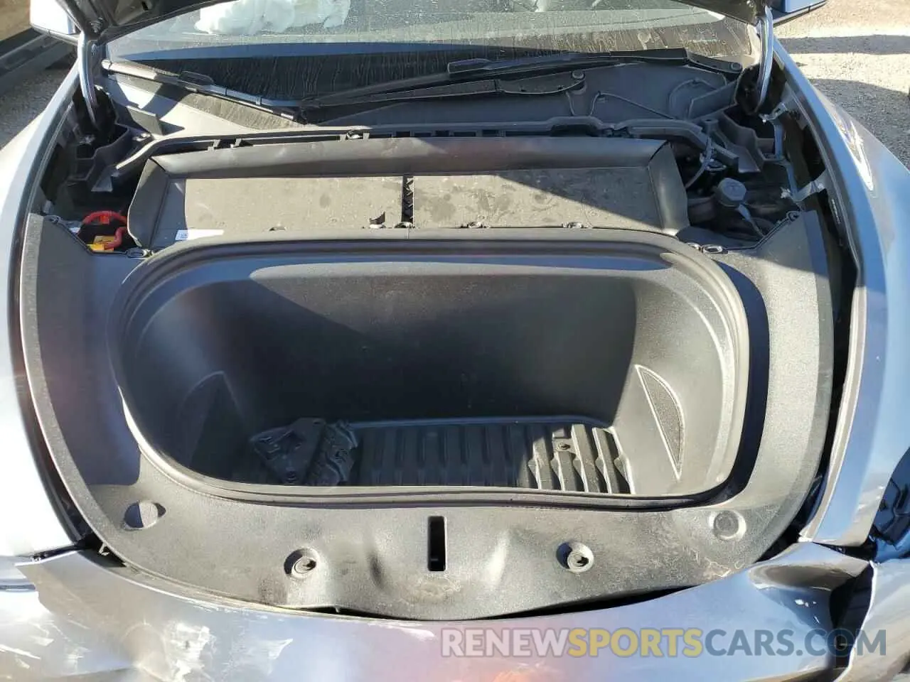 12 fotografías del automóvil dañado LRWYGDFD6RC673223 TESLA MODEL Y 2024