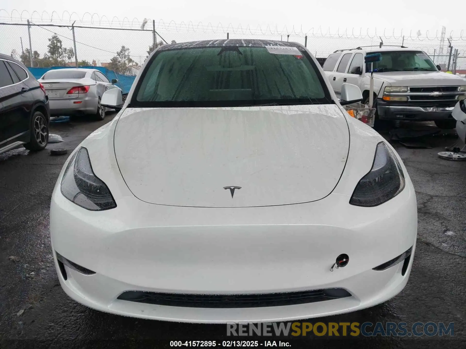 12 fotografías del automóvil dañado 7SAYGAEE0SF266764 TESLA MODEL Y 2025