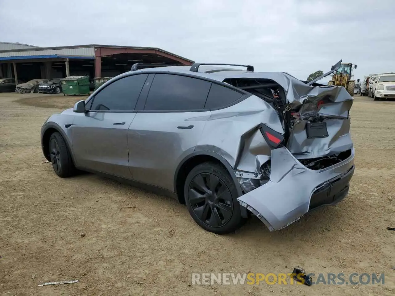 2 fotografías del automóvil dañado 7SAYGAEE2SF312868 TESLA MODEL Y 2025