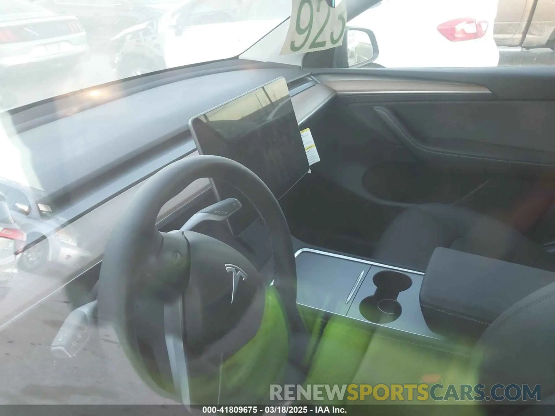 17 fotografías del automóvil dañado 7SAYGAEE3SF257640 TESLA MODEL Y 2025