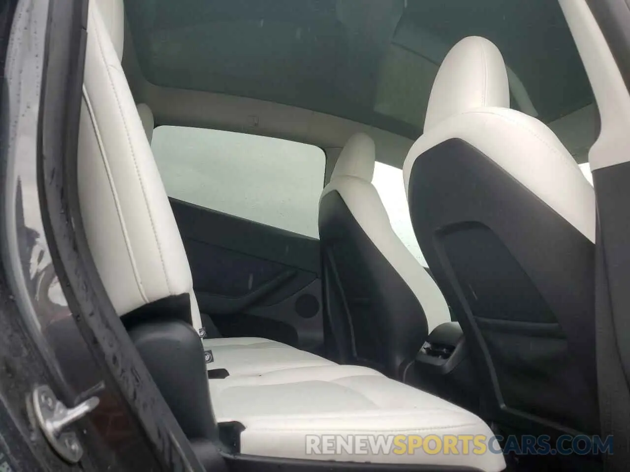 10 fotografías del automóvil dañado 7SAYGAEE4SF253824 TESLA MODEL Y 2025