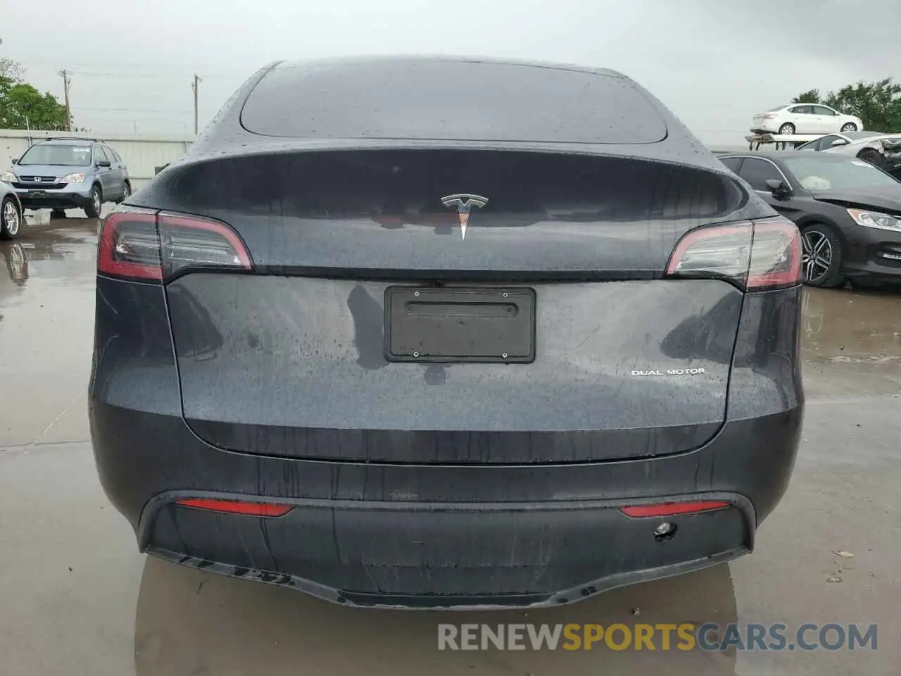 6 fotografías del automóvil dañado 7SAYGAEE4SF253824 TESLA MODEL Y 2025