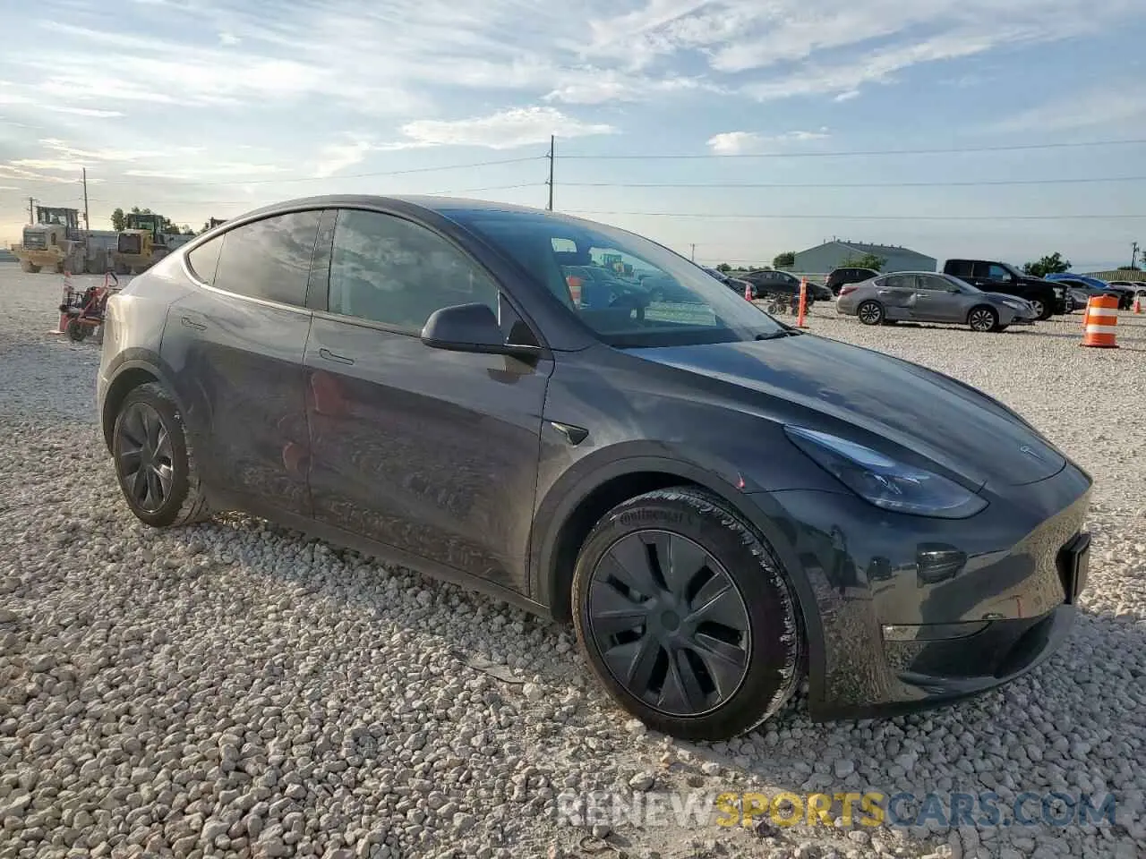 4 fotografías del automóvil dañado 7SAYGAEE5SF287996 TESLA MODEL Y 2025