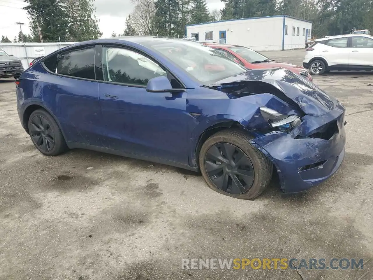 4 fotografías del automóvil dañado 7SAYGAEE8SF260565 TESLA MODEL Y 2025