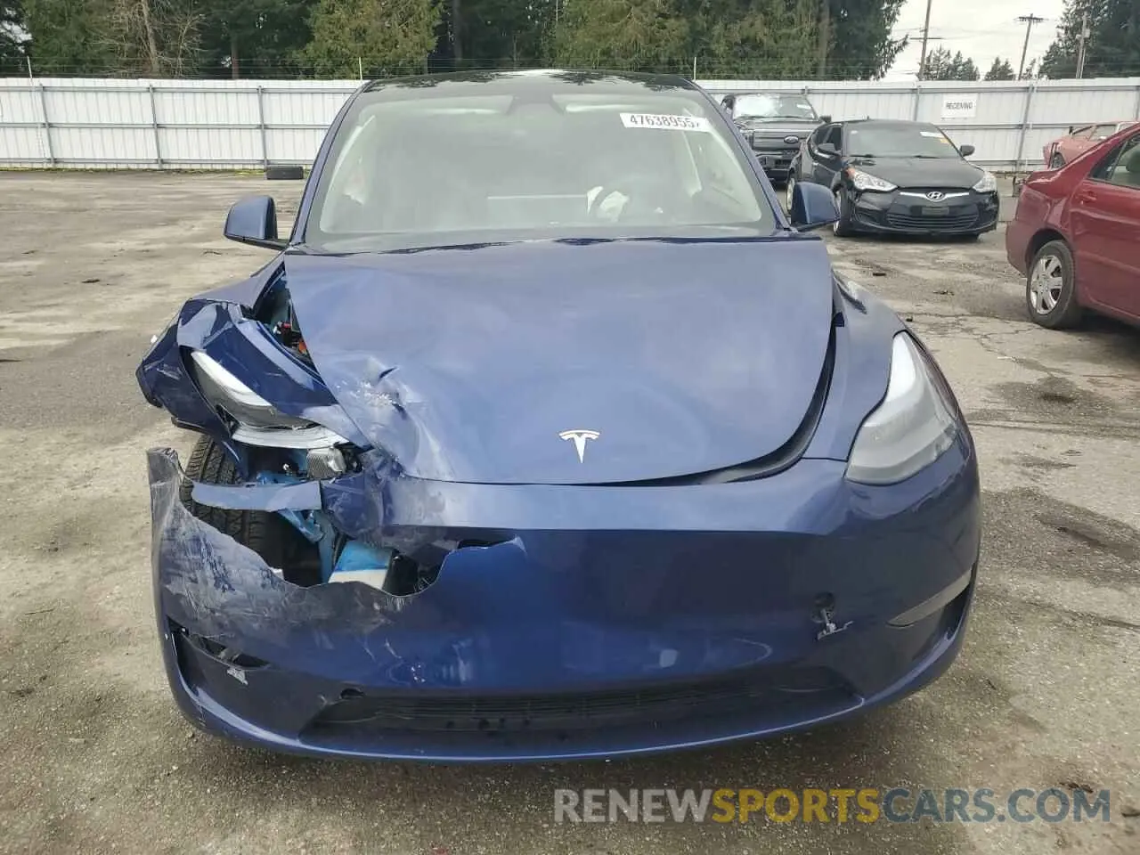 5 fotografías del automóvil dañado 7SAYGAEE8SF260565 TESLA MODEL Y 2025
