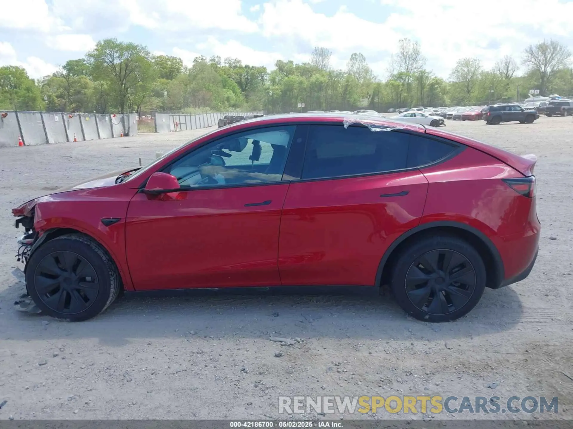 14 fotografías del automóvil dañado 7SAYGAEE8SF265863 TESLA MODEL Y 2025
