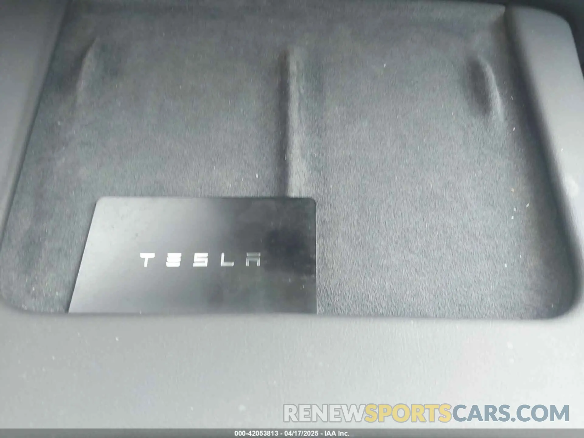 11 fotografías del automóvil dañado 7SAYGDED0SA354137 TESLA MODEL Y 2025