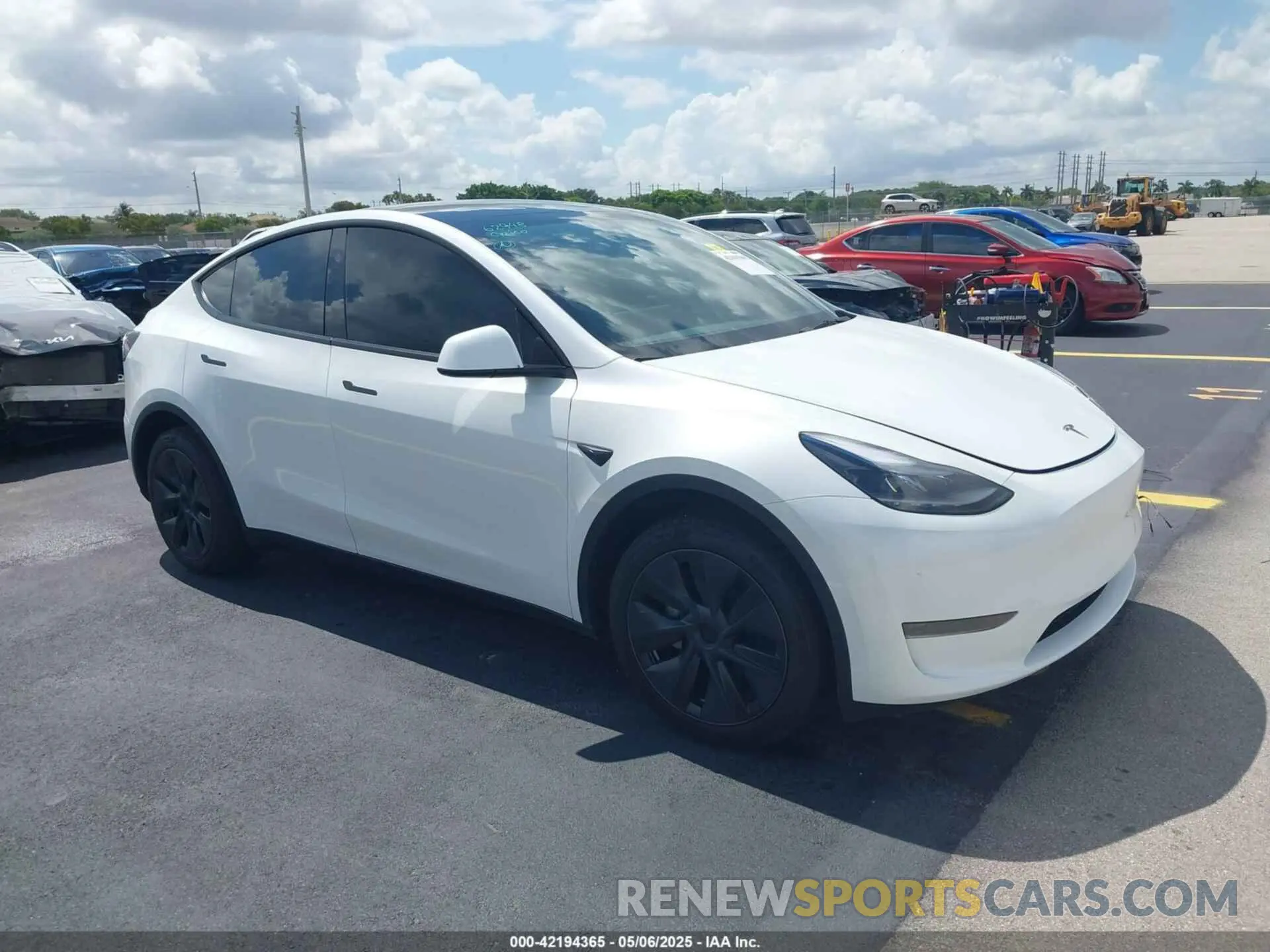 1 fotografías del automóvil dañado 7SAYGDED0SA357958 TESLA MODEL Y 2025