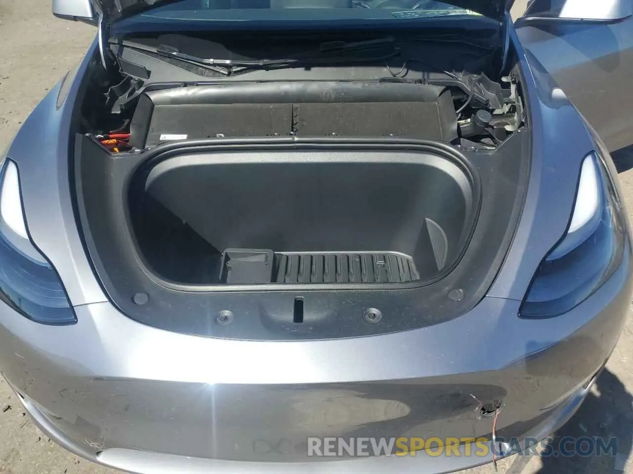 11 fotografías del automóvil dañado 7SAYGDED0SF247561 TESLA MODEL Y 2025
