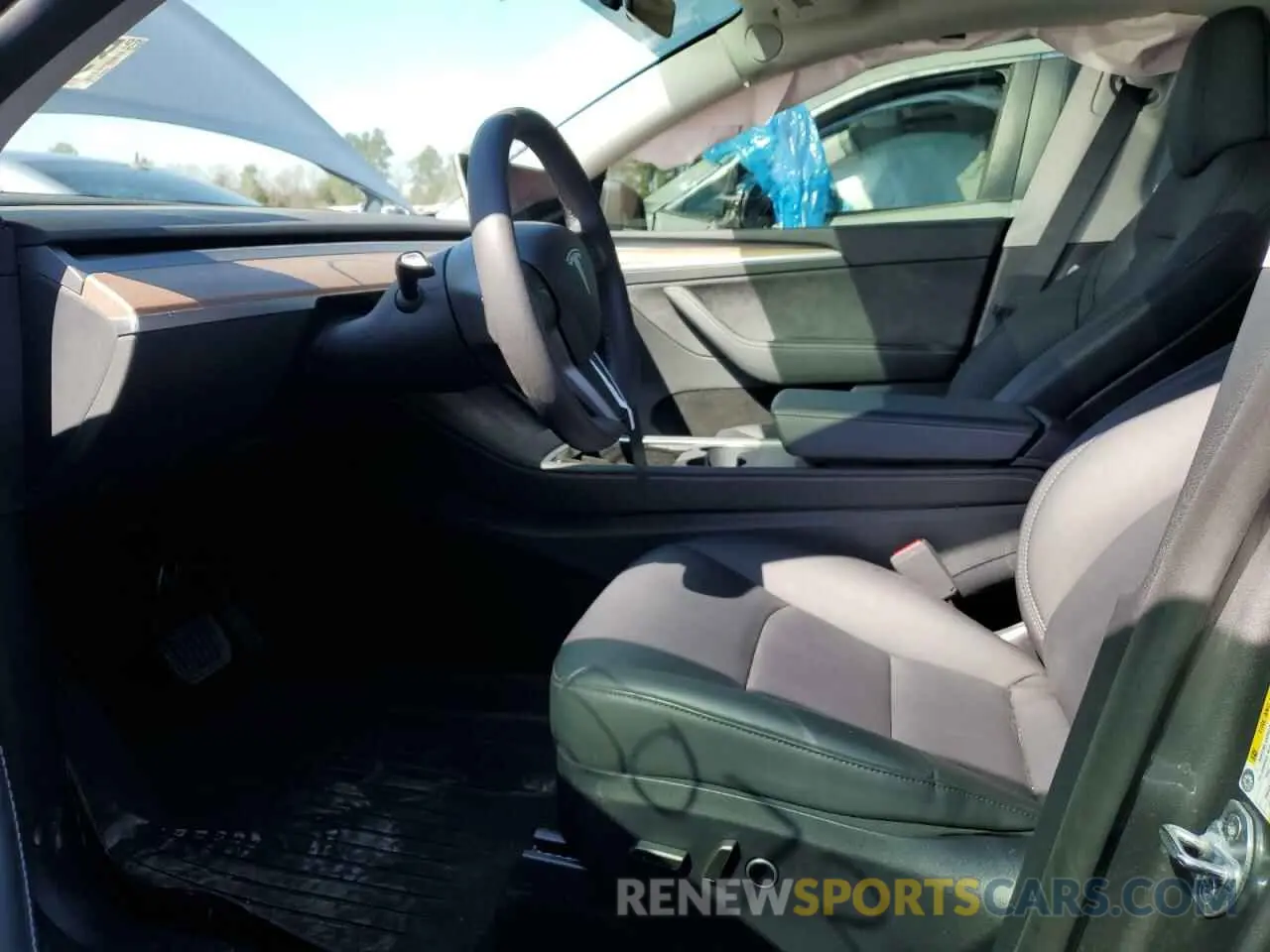 7 fotografías del automóvil dañado 7SAYGDED0SF247561 TESLA MODEL Y 2025