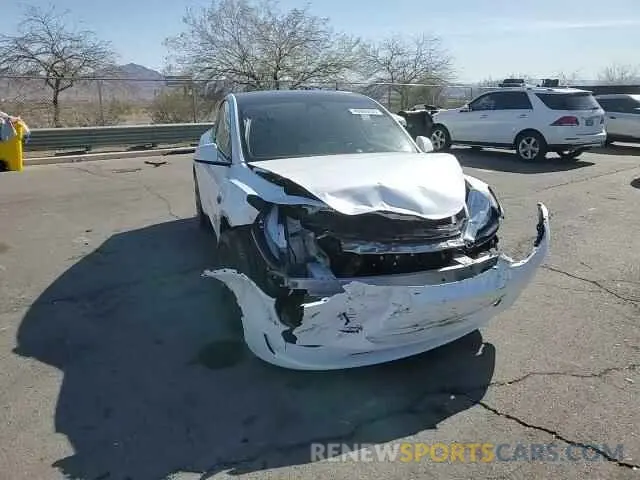 11 fotografías del automóvil dañado 7SAYGDED2SA373756 TESLA MODEL Y 2025