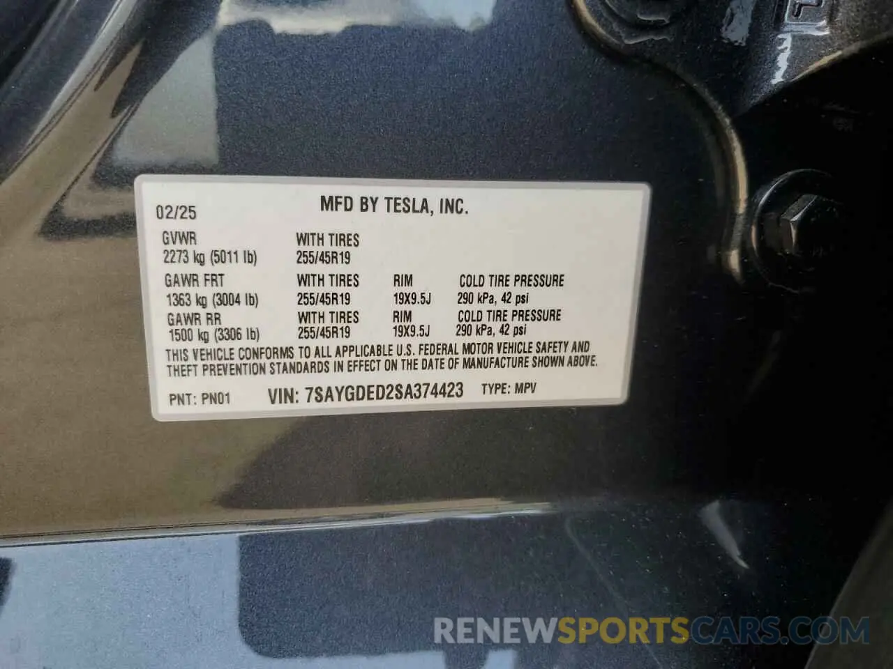 12 fotografías del automóvil dañado 7SAYGDED2SA374423 TESLA MODEL Y 2025