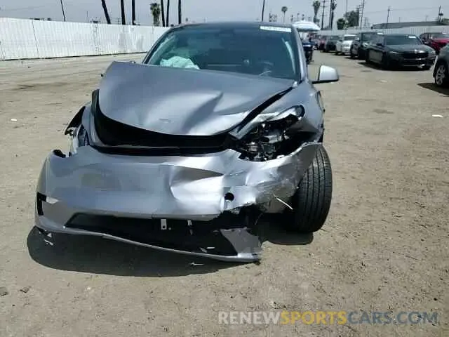 12 fotografías del automóvil dañado 7SAYGDED2SF239140 TESLA MODEL Y 2025