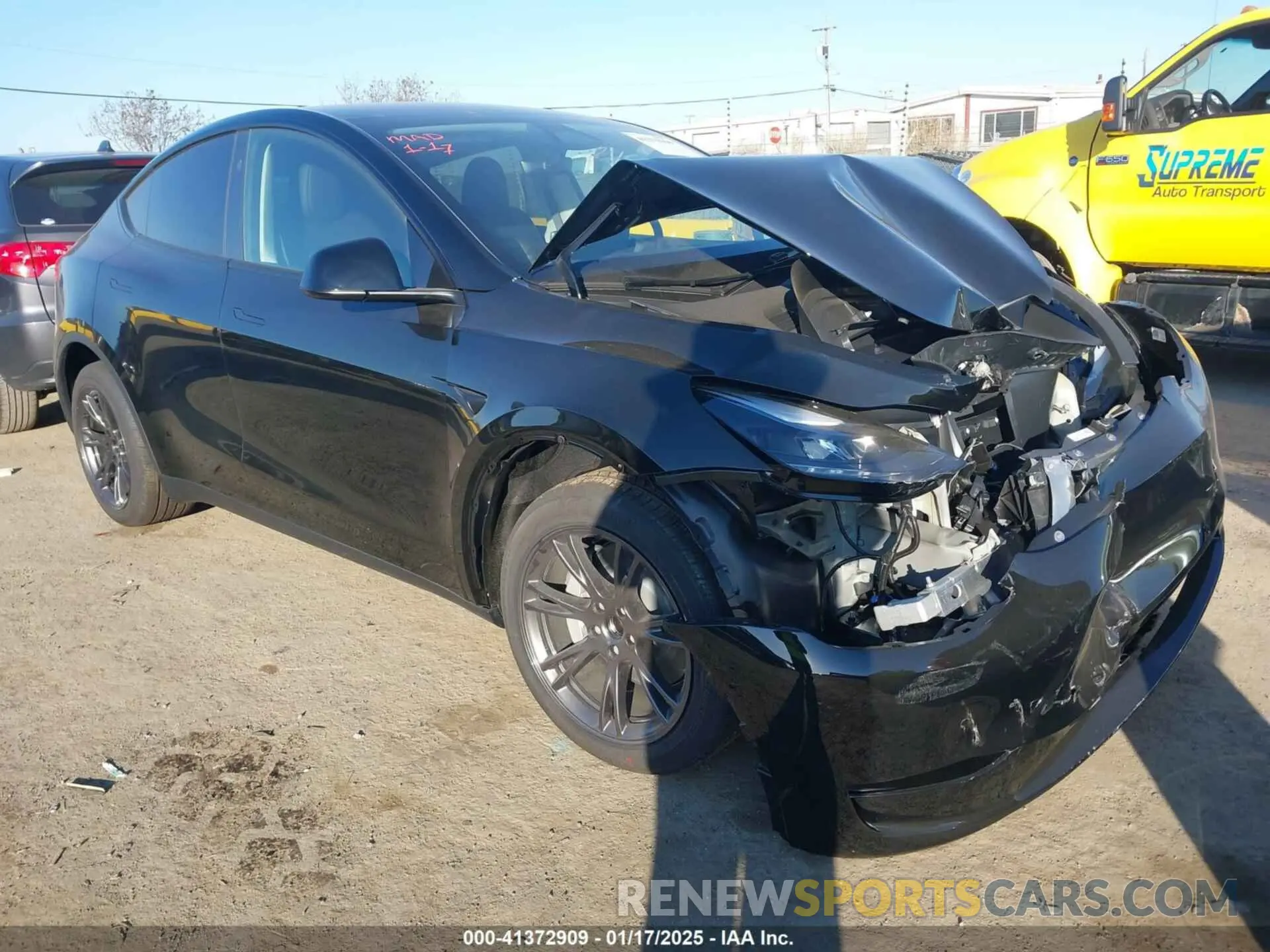 1 fotografías del automóvil dañado 7SAYGDED3SF267920 TESLA MODEL Y 2025