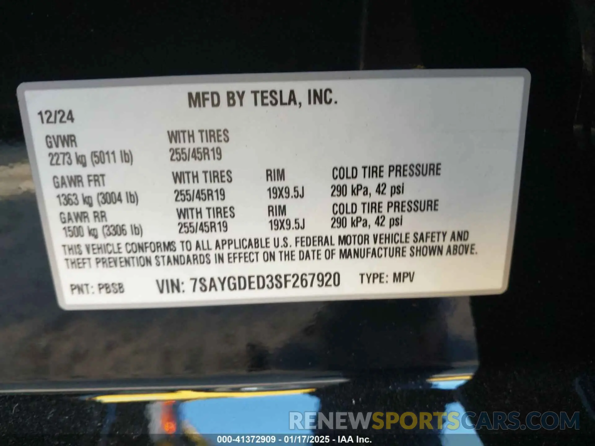 9 fotografías del automóvil dañado 7SAYGDED3SF267920 TESLA MODEL Y 2025