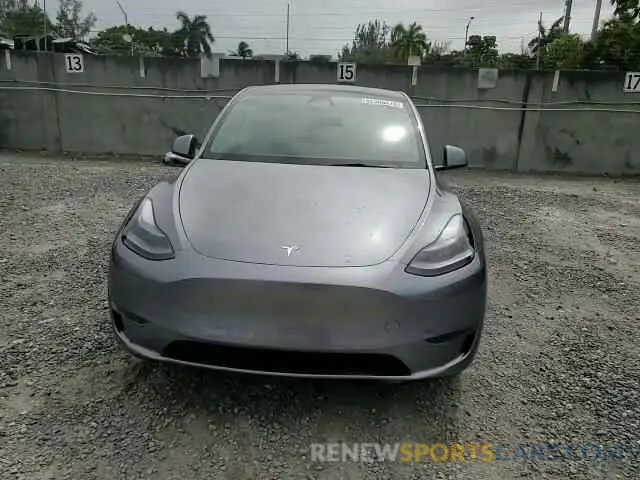 14 fotografías del automóvil dañado 7SAYGDED3SF281798 TESLA MODEL Y 2025