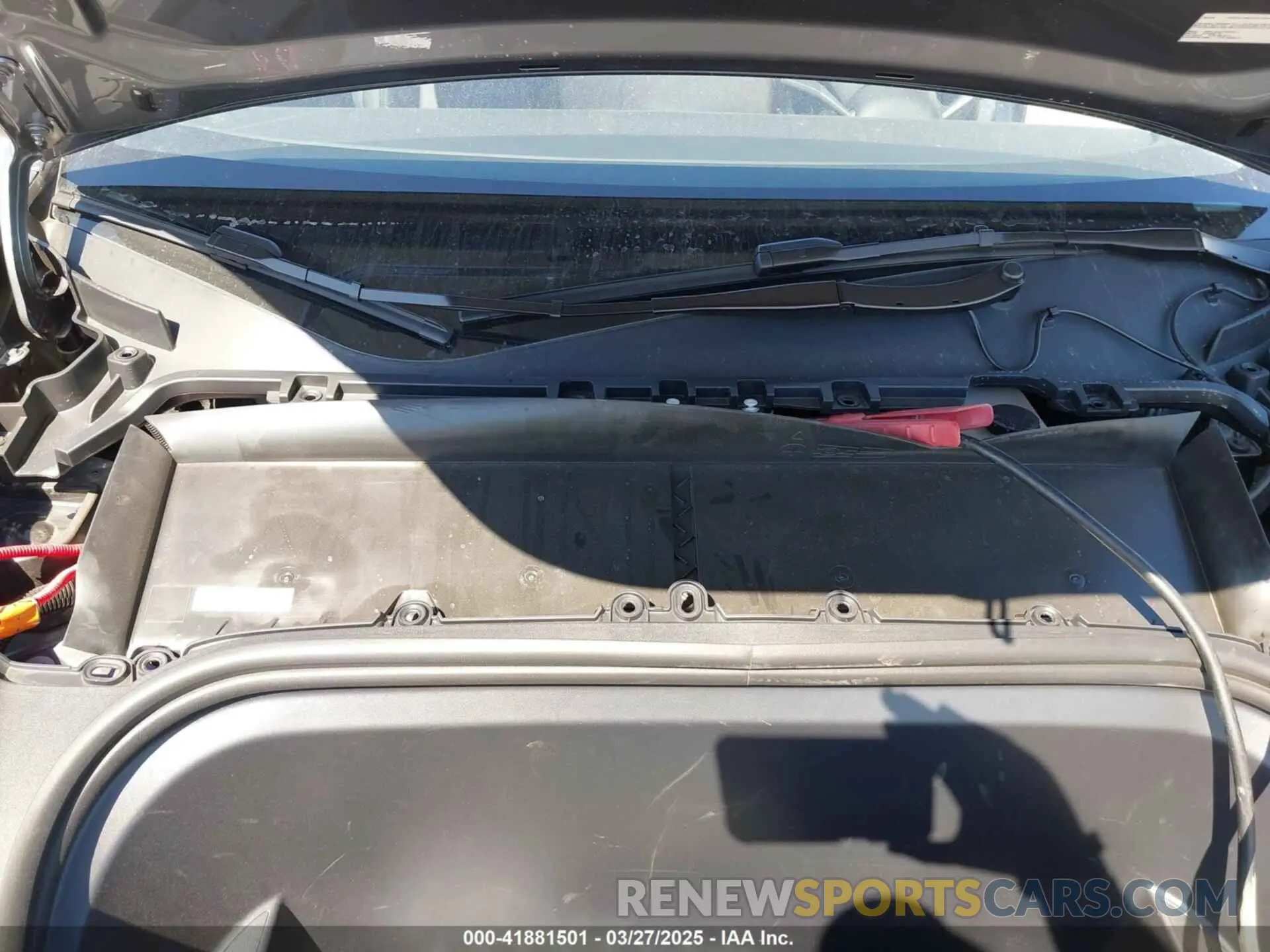 10 fotografías del automóvil dañado 7SAYGDED4SA357476 TESLA MODEL Y 2025