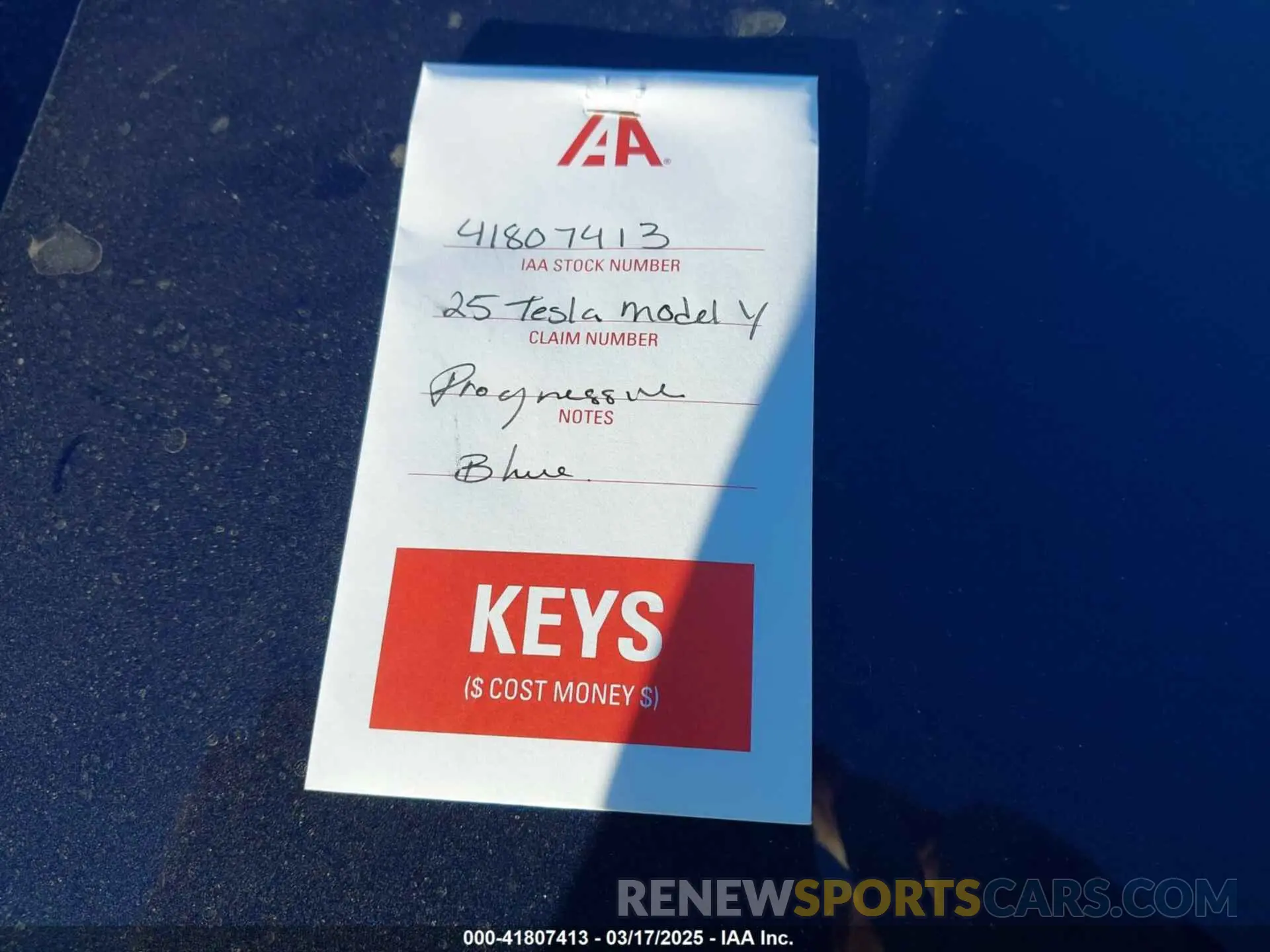 11 fotografías del automóvil dañado 7SAYGDED5SA374626 TESLA MODEL Y 2025