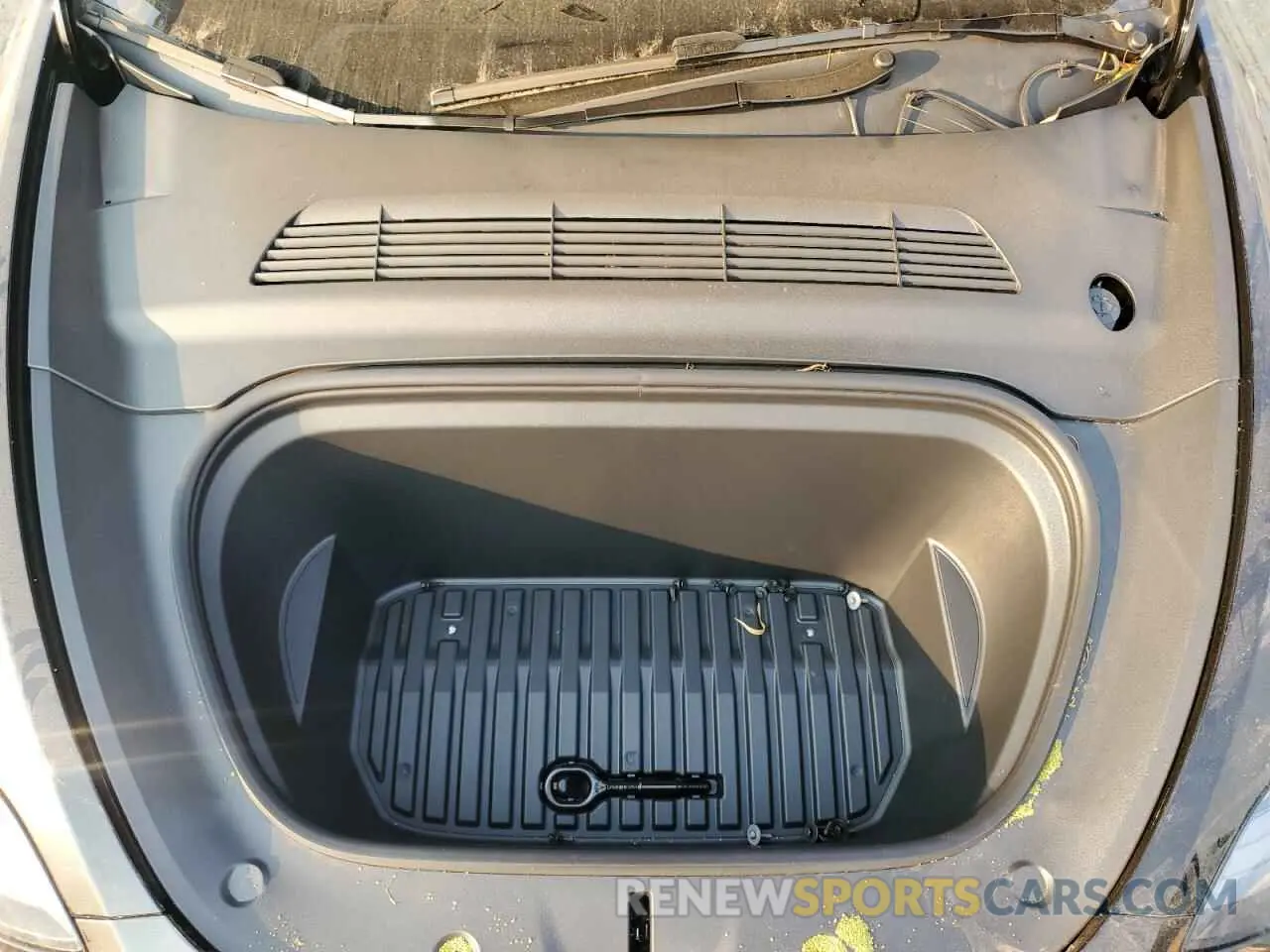 13 fotografías del automóvil dañado 7SAYGDED6SF228593 TESLA MODEL Y 2025