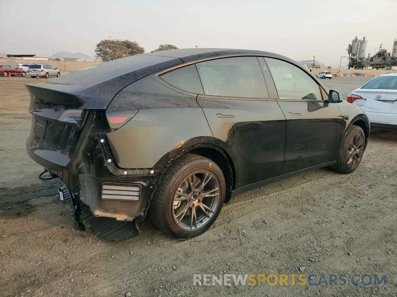 3 fotografías del automóvil dañado 7SAYGDED6SF228593 TESLA MODEL Y 2025